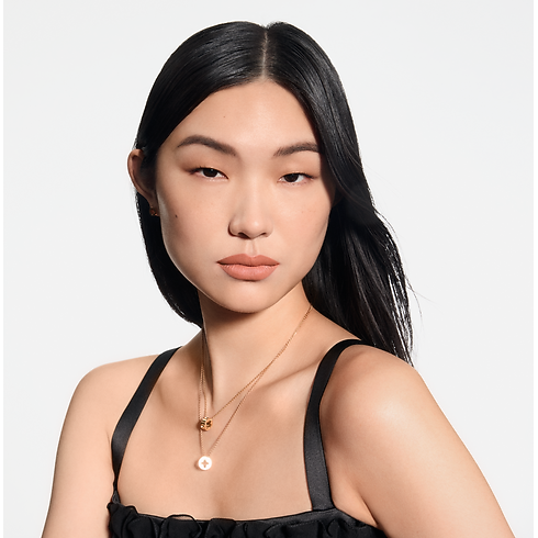 LV Rouge - รีฟิลลิปสติกเนื้อแมตต์ in น้ำหอมและความงาม's ลิปสติก } collections by Louis Vuitton (การย่อ/ขยายผลิตภัณฑ์)