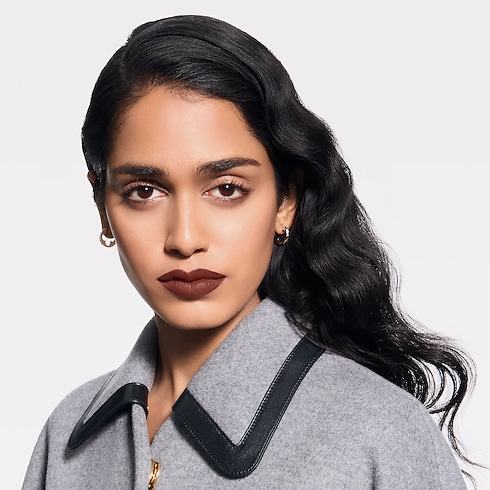 LV Rouge - ลิปสติกรีฟิลเนื้อแมตต์ in น้ำหอมและความงาม's ลิปสติก } collections by Louis Vuitton (การย่อ/ขยายผลิตภัณฑ์)