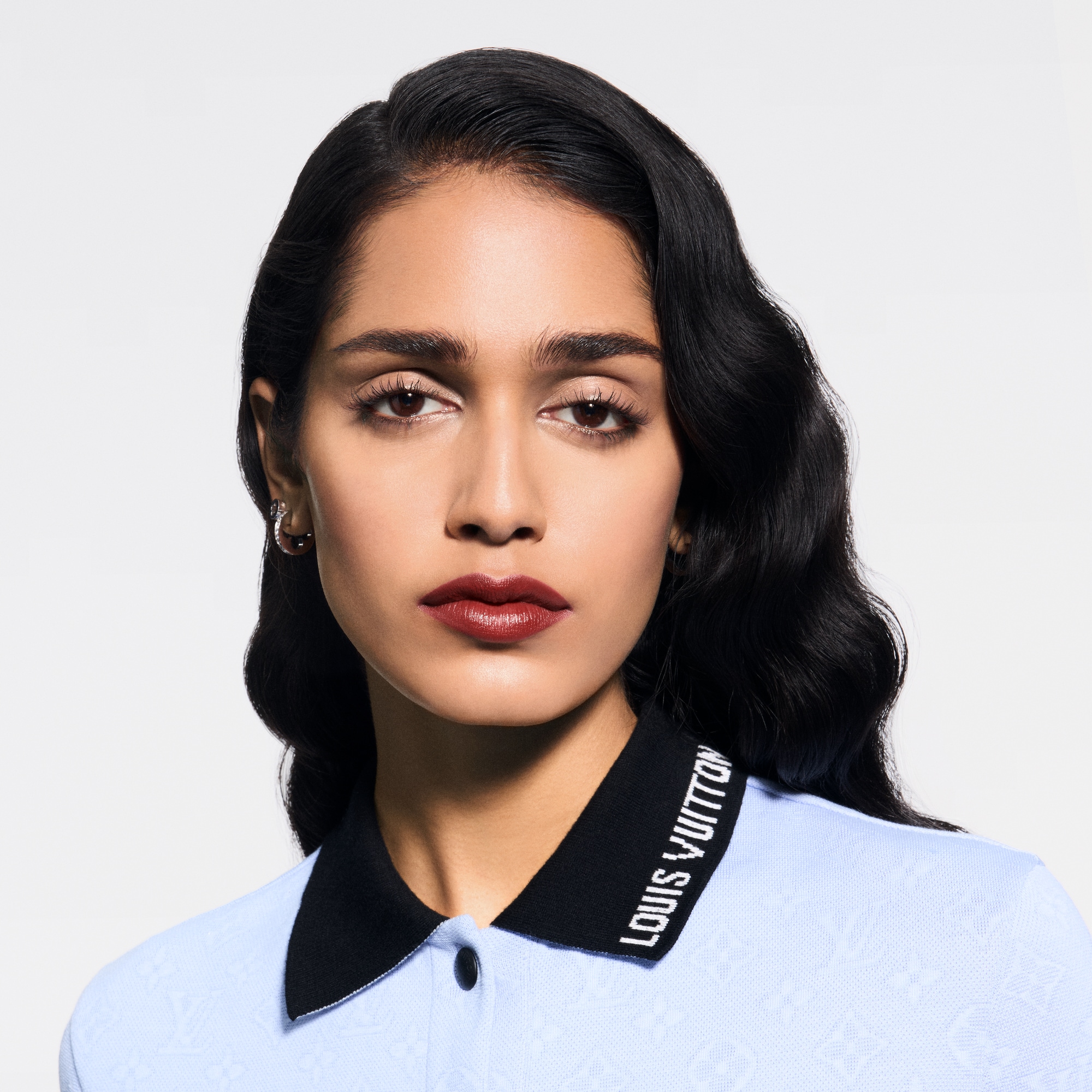 LV Rouge - ลิปสติกเนื้อซาติน   in น้ำหอมและความงาม