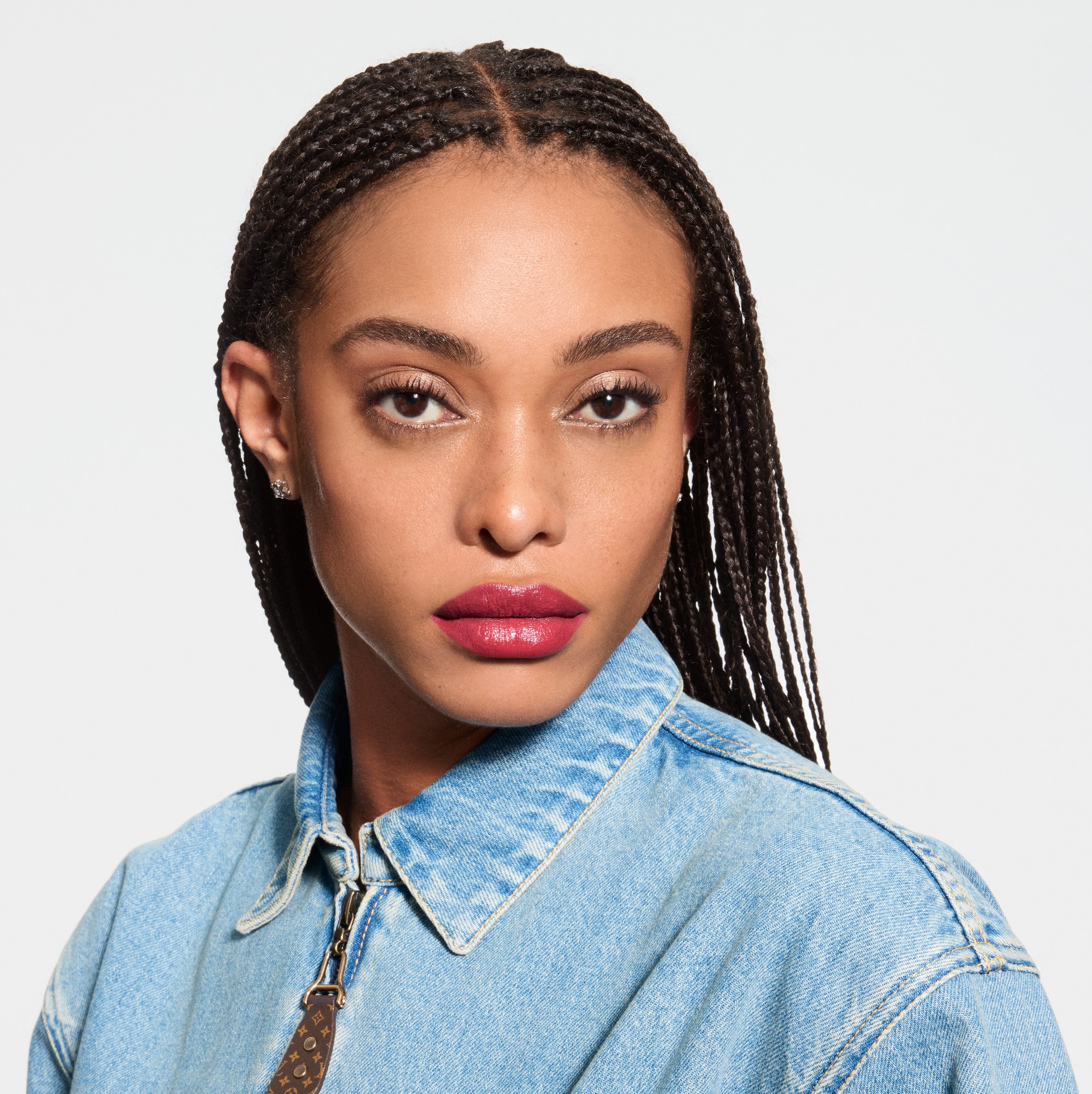 LV Rouge - ลิปสติกเนื้อซาติน   in น้ำหอมและความงาม