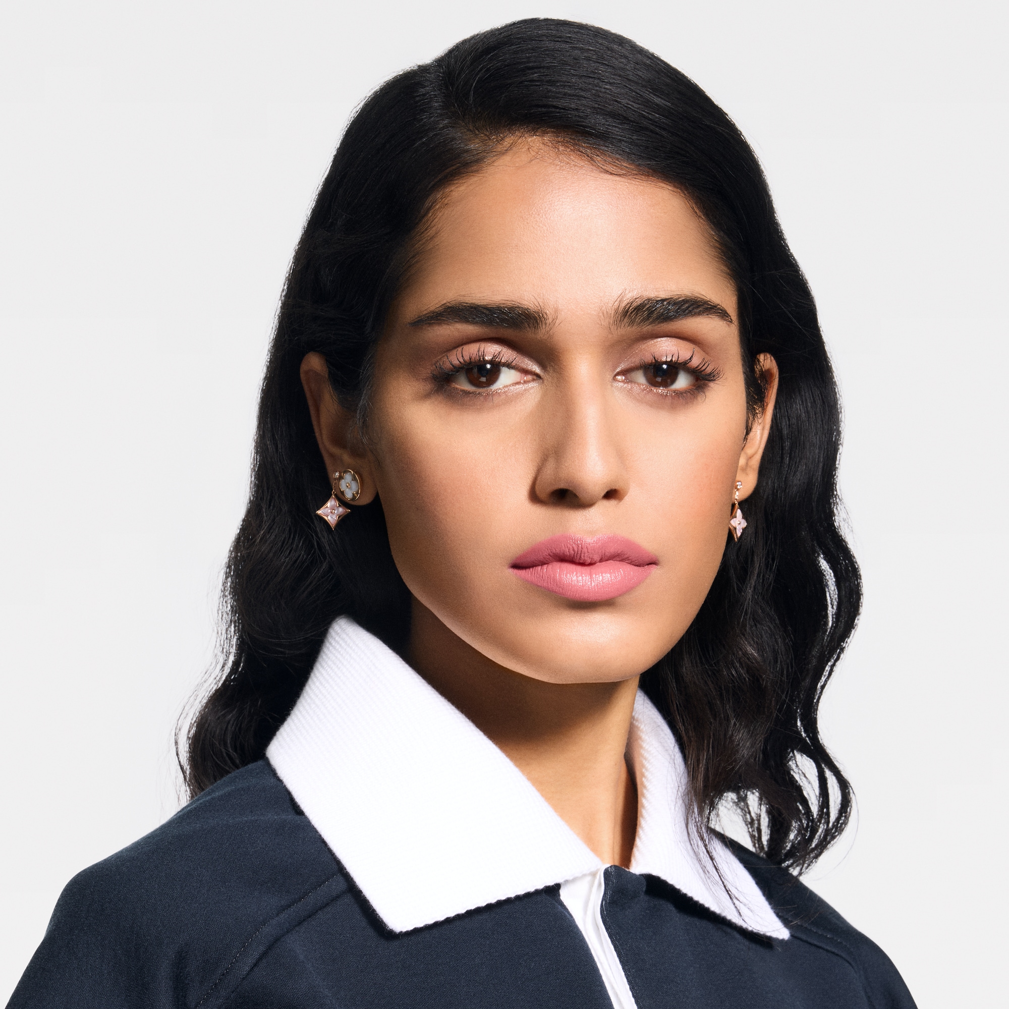 LV Rouge - ลิปสติกเนื้อซาติน   in น้ำหอมและความงาม