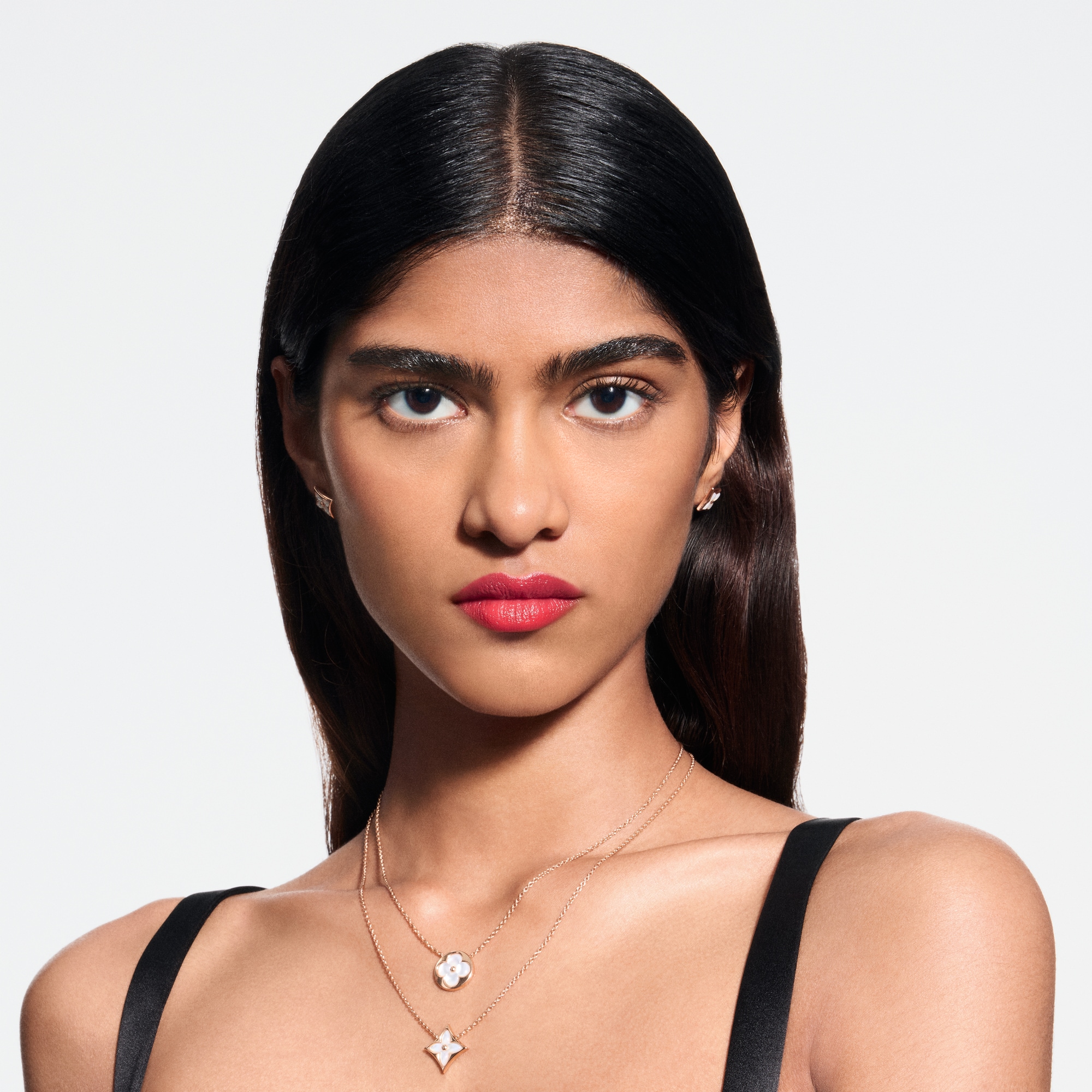 LV Rouge - ลิปสติกเนื้อซาติน   in น้ำหอมและความงาม