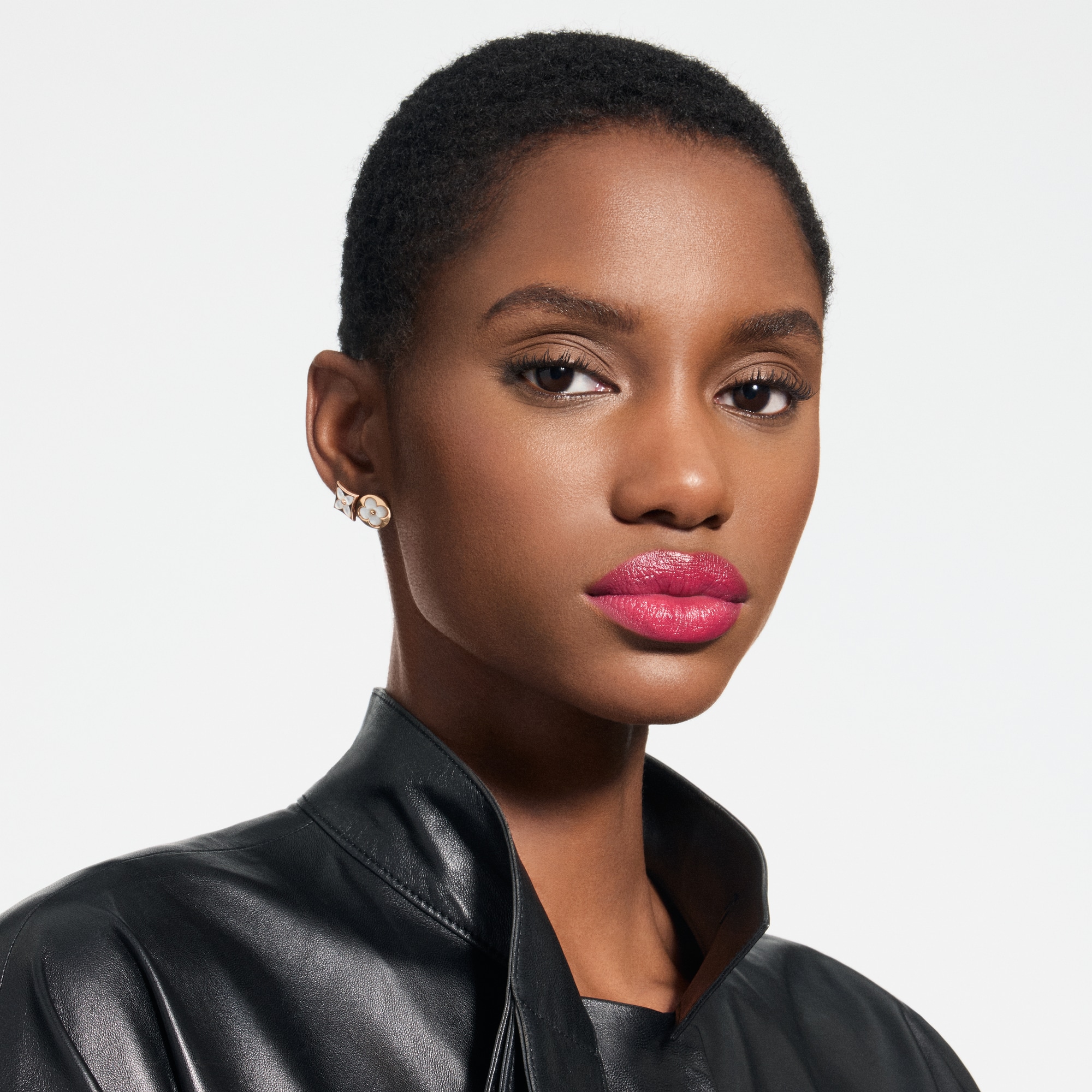 LV Rouge - ลิปสติกเนื้อซาติน   in น้ำหอมและความงาม