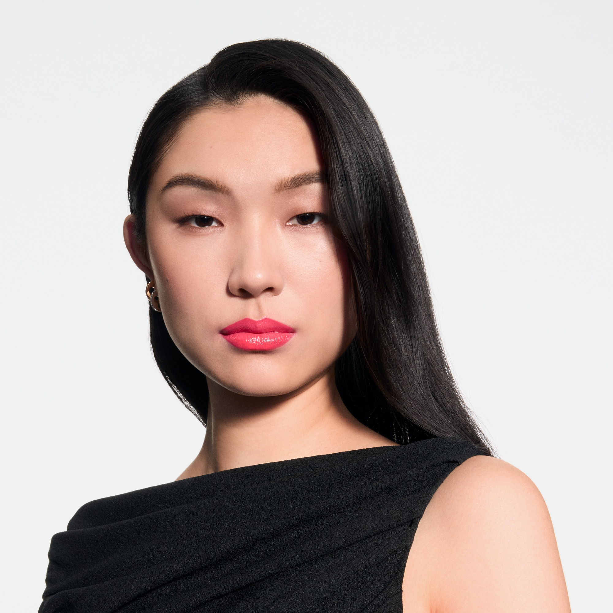 LV Rouge - ลิปสติกเนื้อซาติน   in น้ำหอมและความงาม