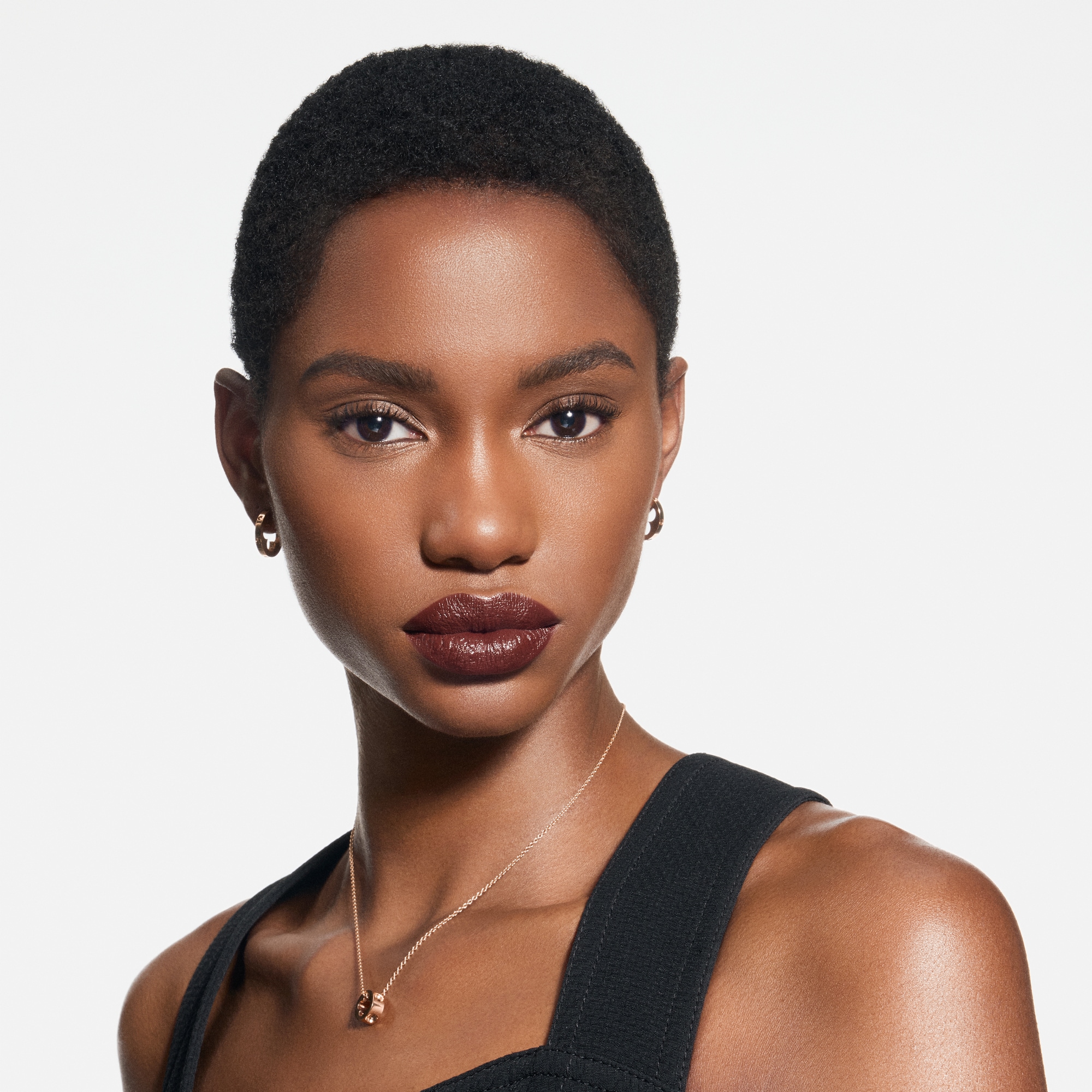 LV Rouge - ลิปสติกเนื้อซาติน   in น้ำหอมและความงาม