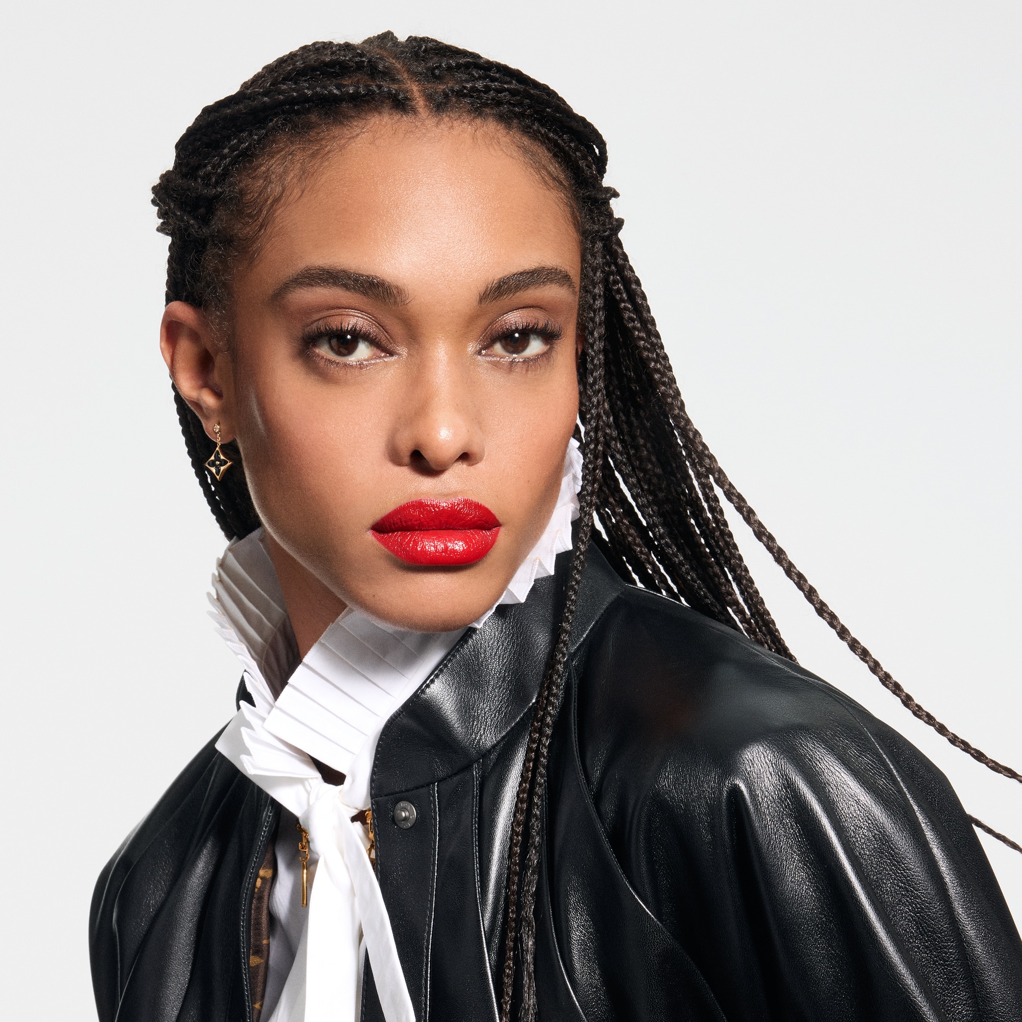 LV Rouge - รีฟิลลิปสติกเนื้อซาติน   in น้ำหอมและความงาม