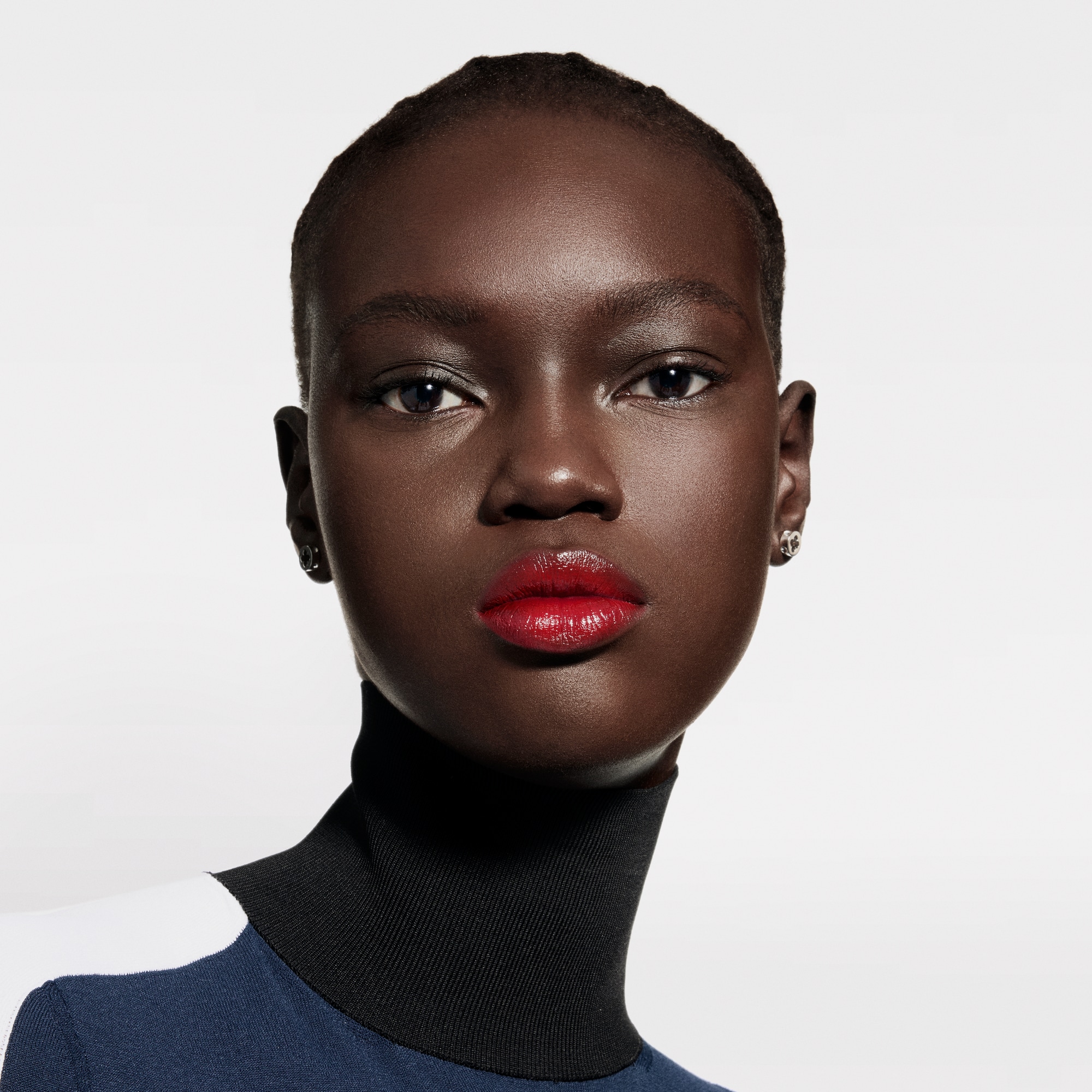 LV Rouge - รีฟิลลิปสติกเนื้อซาติน   in น้ำหอมและความงาม