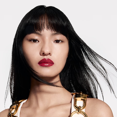 LV Rouge - รีฟิลลิปสติกเนื้อซาติน in น้ำหอมและความงาม's ลิปสติก } collections by Louis Vuitton (การย่อ/ขยายผลิตภัณฑ์)