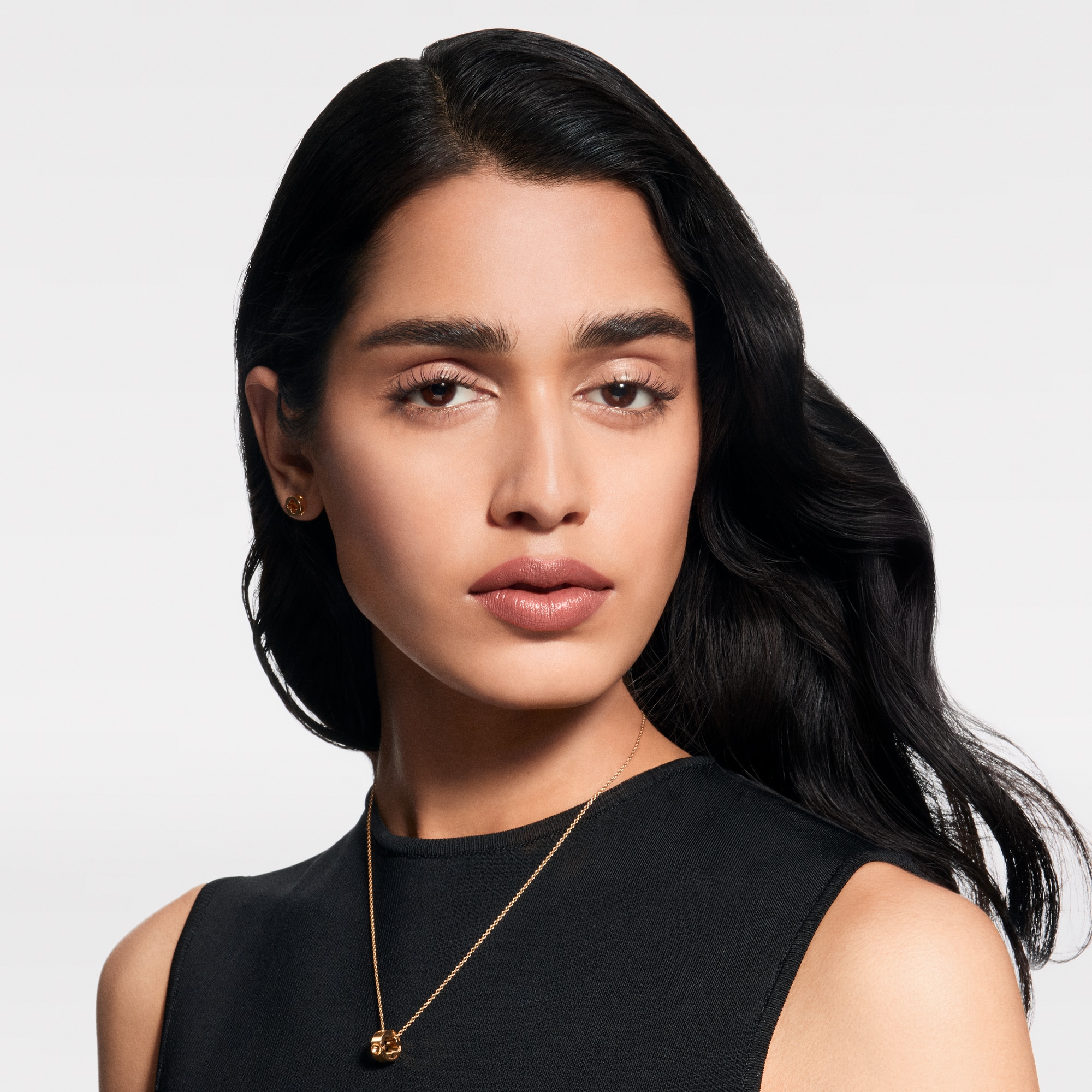 LV Rouge - รีฟิลลิปสติกเนื้อซาติน   in น้ำหอมและความงาม