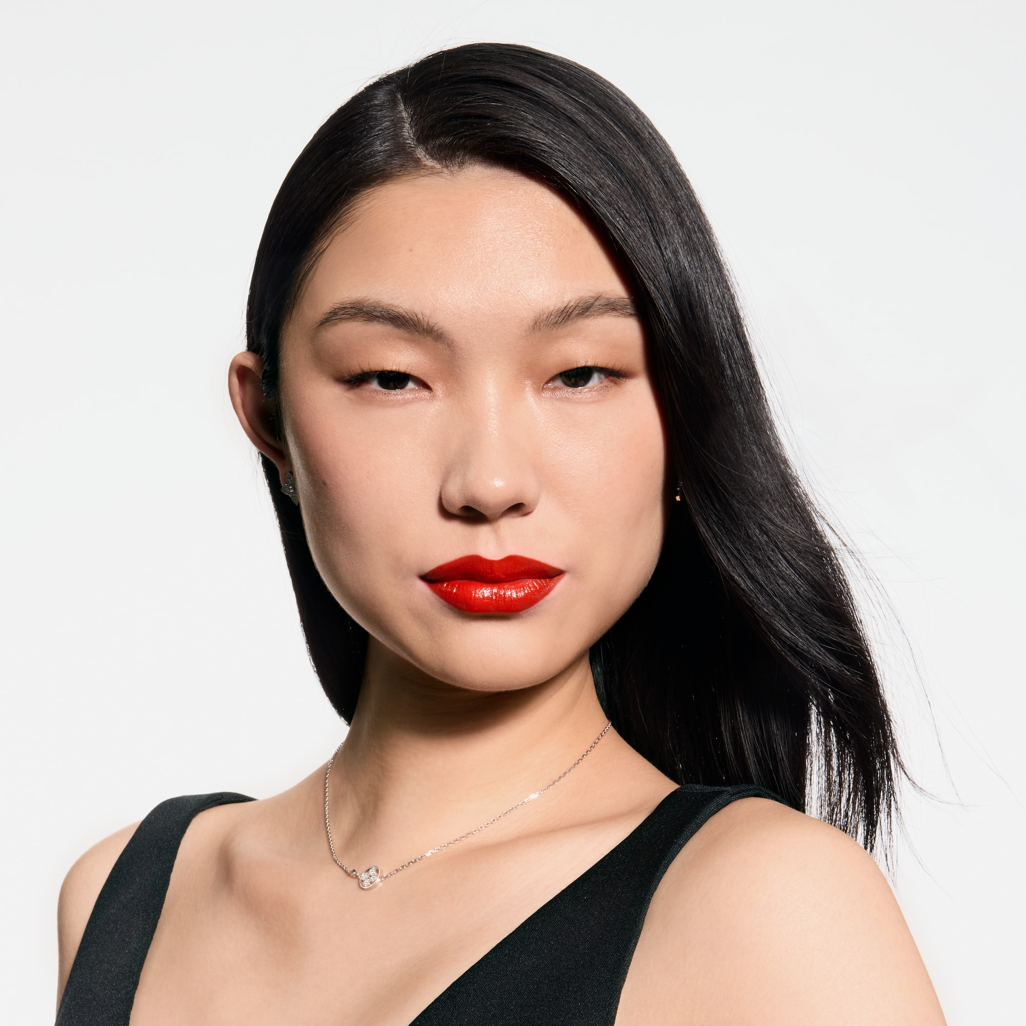 LV Rouge - รีฟิลลิปสติกเนื้อซาติน   in น้ำหอมและความงาม