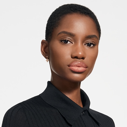 LV Rouge - รีฟิลลิปสติกเนื้อซาติน in น้ำหอมและความงาม's ลิปสติก } collections by Louis Vuitton (การย่อ/ขยายผลิตภัณฑ์)