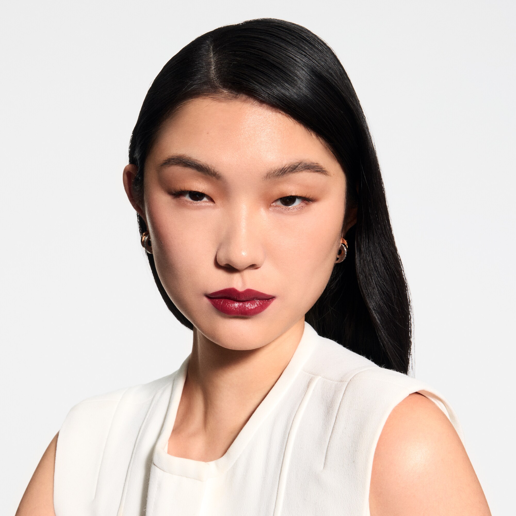 LV Rouge - รีฟิลลิปสติกเนื้อซาติน   in น้ำหอมและความงาม