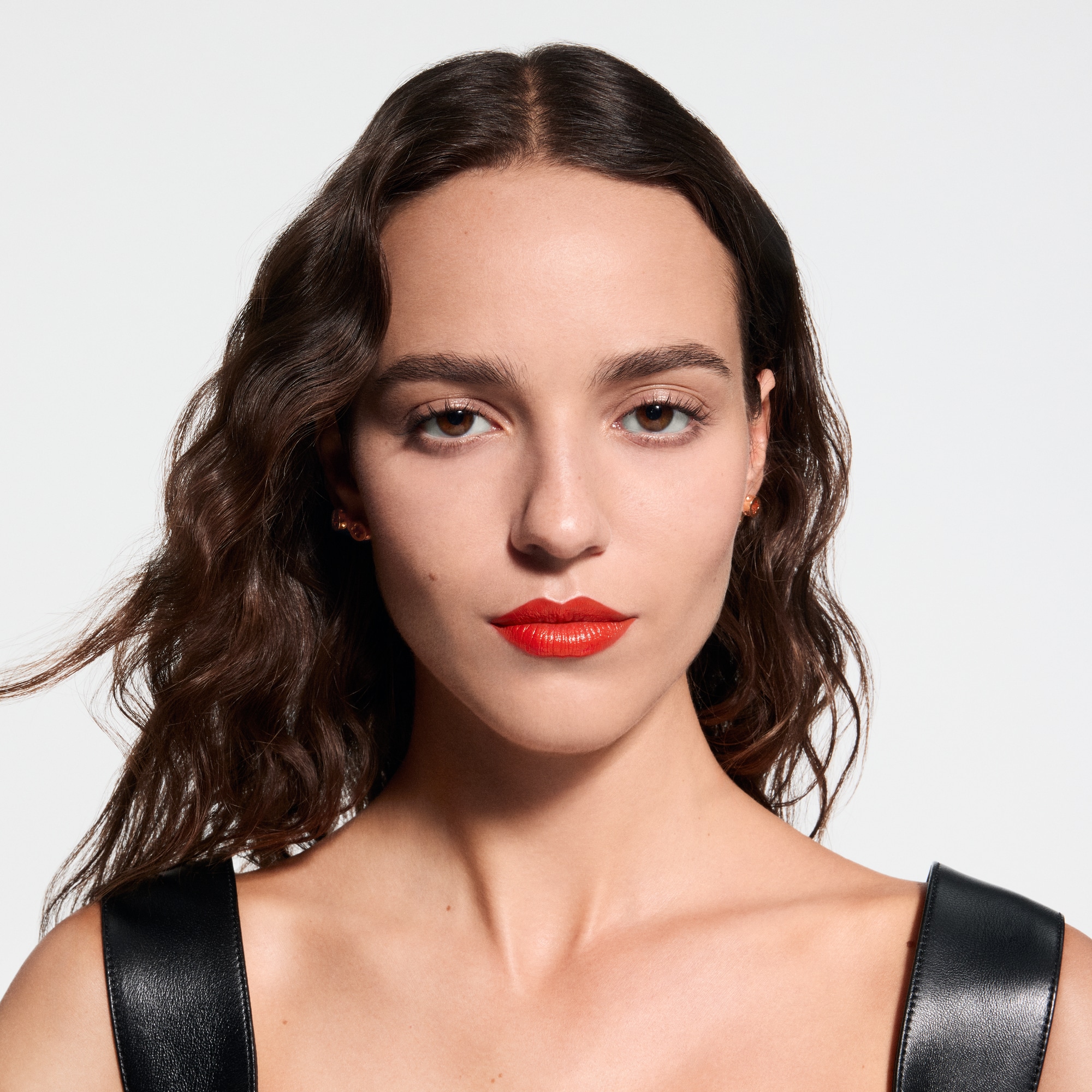 LV Rouge - รีฟิลลิปสติกเนื้อซาติน   in น้ำหอมและความงาม