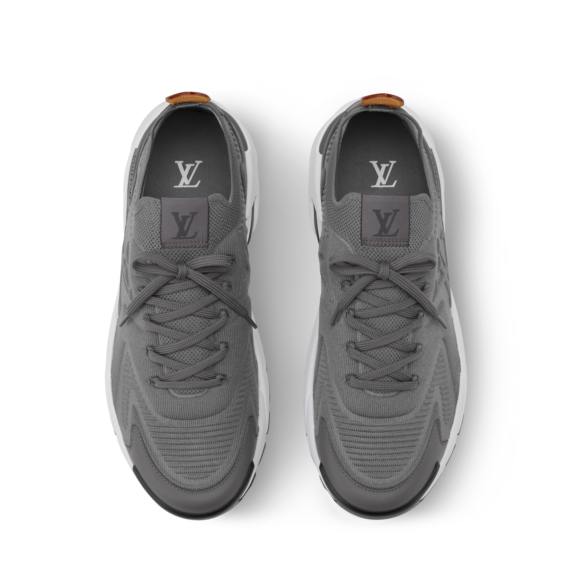 รองเท้าผ้าใบรุ่น LV Runner Tatic  in ผู้ชาย