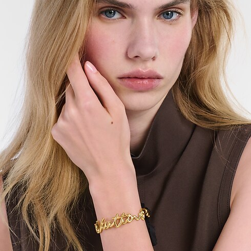 สร้อยข้อมือ LV Script . in ผู้หญิง's แฟชั่นจิวเวลรี่ สร้อยข้อมือและกำไลข้อมือสำหรับผู้หญิง collections by Louis Vuitton (การย่อ/ขยายผลิตภัณฑ์)