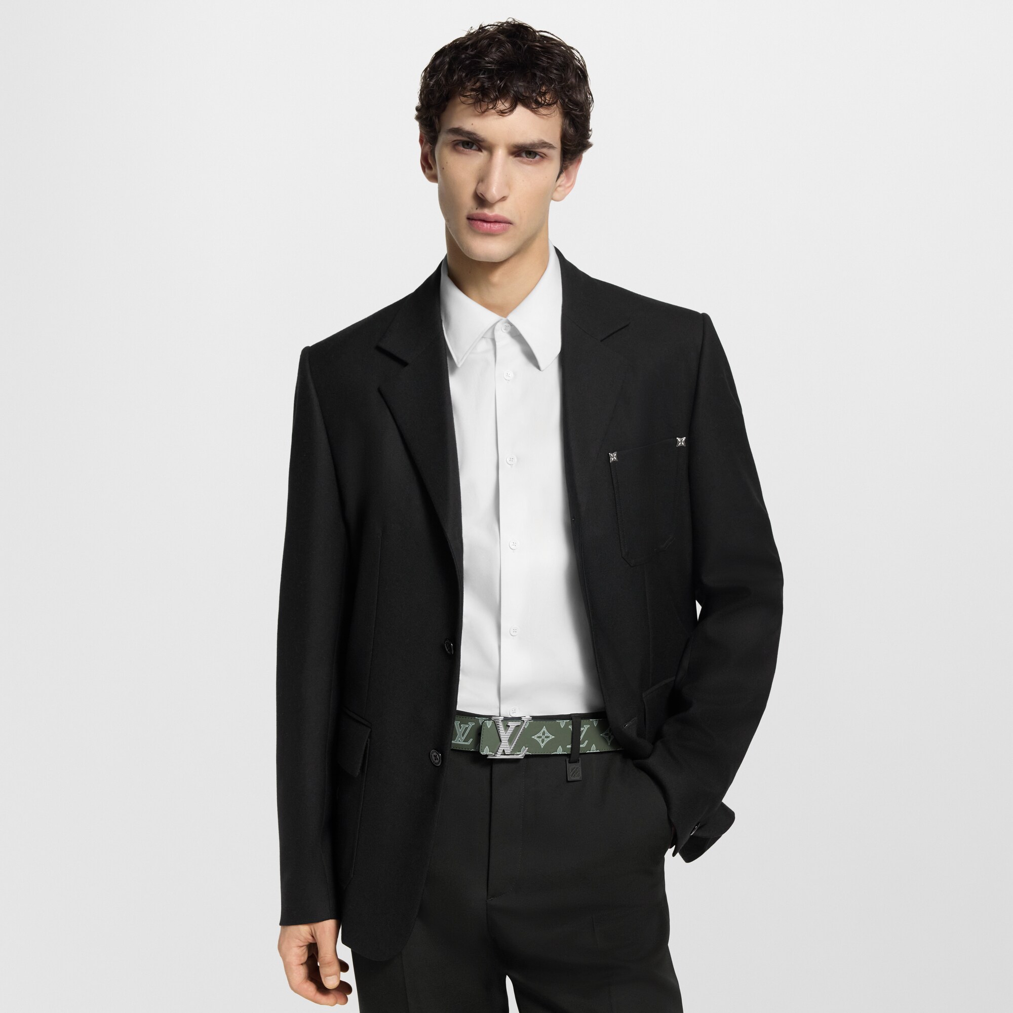 เข็มขัดรุ่น LV Shadow ขนาด 40 มม. ใส่ได้ทั้งสองด้าน Monogram Shadow in ผู้ชาย