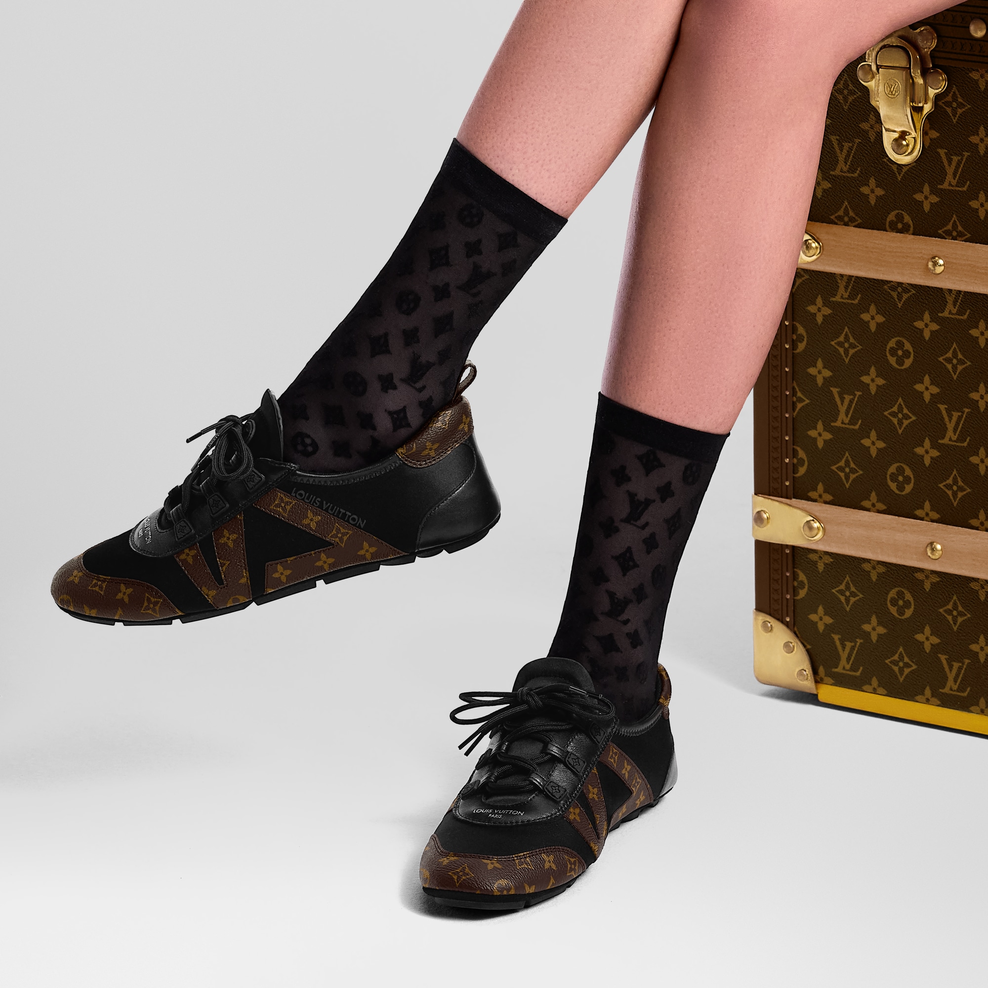 รองเท้ารุ่น LV Sneakerina  in ผู้หญิง