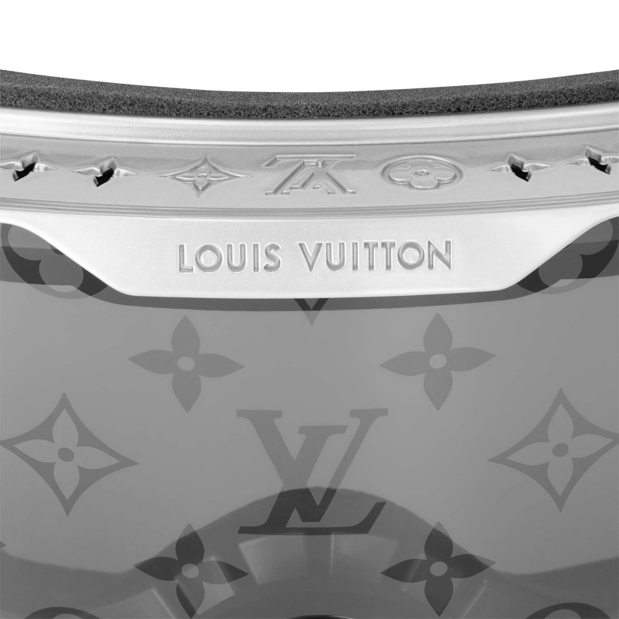 แว่นตาสกีรุ่น LV Snow . in ทรังก์ การเดินทาง และ บ้าน