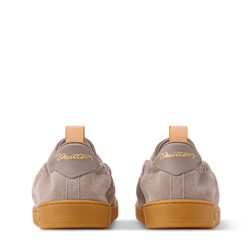 รองเท้าผ้าใบรุ่น LV Soft in ผู้ชาย's รองเท้า รองเท้าผ้าใบสำหรับผู้ชาย collections by Louis Vuitton (การย่อ/ขยายผลิตภัณฑ์)