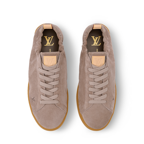 รองเท้าผ้าใบรุ่น LV Soft in ผู้ชาย's รองเท้า รองเท้าผ้าใบสำหรับผู้ชาย collections by Louis Vuitton (การย่อ/ขยายผลิตภัณฑ์)