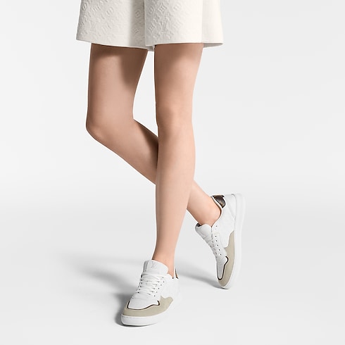 รองเท้าผ้าใบรุ่น LV Stadium in ผู้หญิง's รองเท้า รองเท้าผ้าใบสำหรับผู้หญิง collections by Louis Vuitton (การย่อ/ขยายผลิตภัณฑ์)