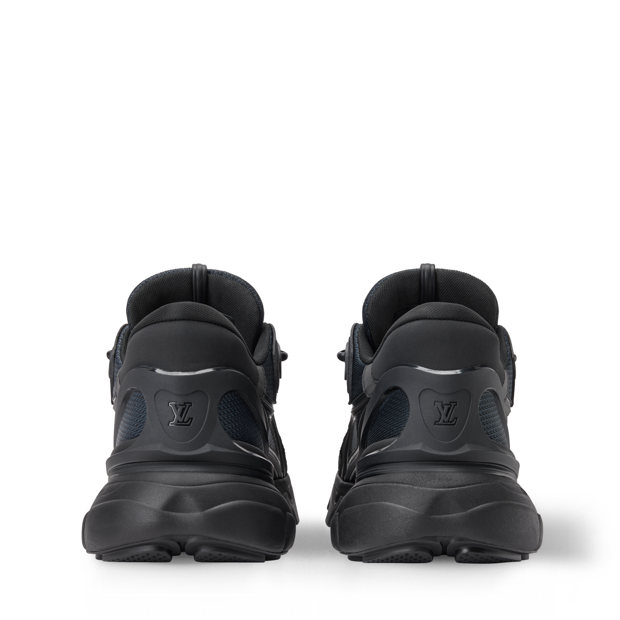 รองเท้าผ้าใบรุ่น LV Summit  in ผู้ชาย