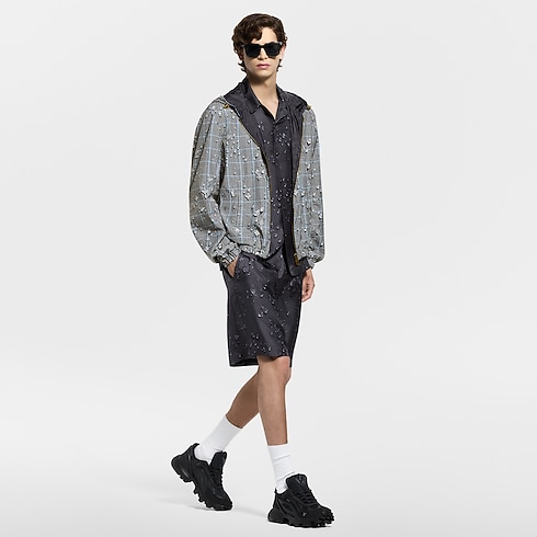 รองเท้าผ้าใบรุ่น LV Summit in ผู้ชาย's รองเท้า รองเท้าผ้าใบสำหรับผู้ชาย collections by Louis Vuitton (การย่อ/ขยายผลิตภัณฑ์)