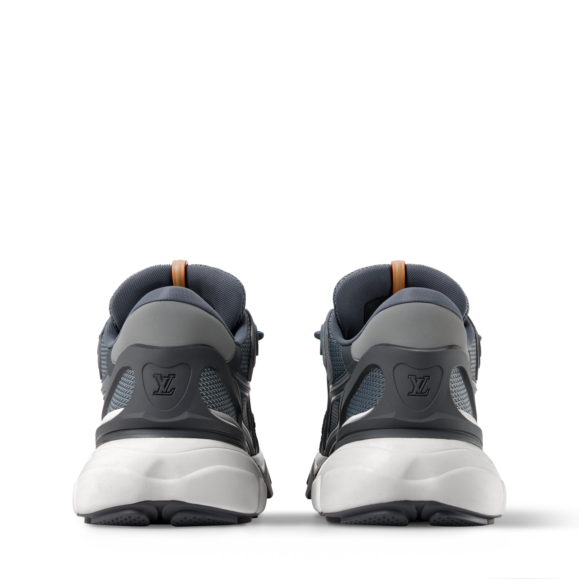รองเท้าผ้าใบรุ่น LV Summit  in ผู้ชาย