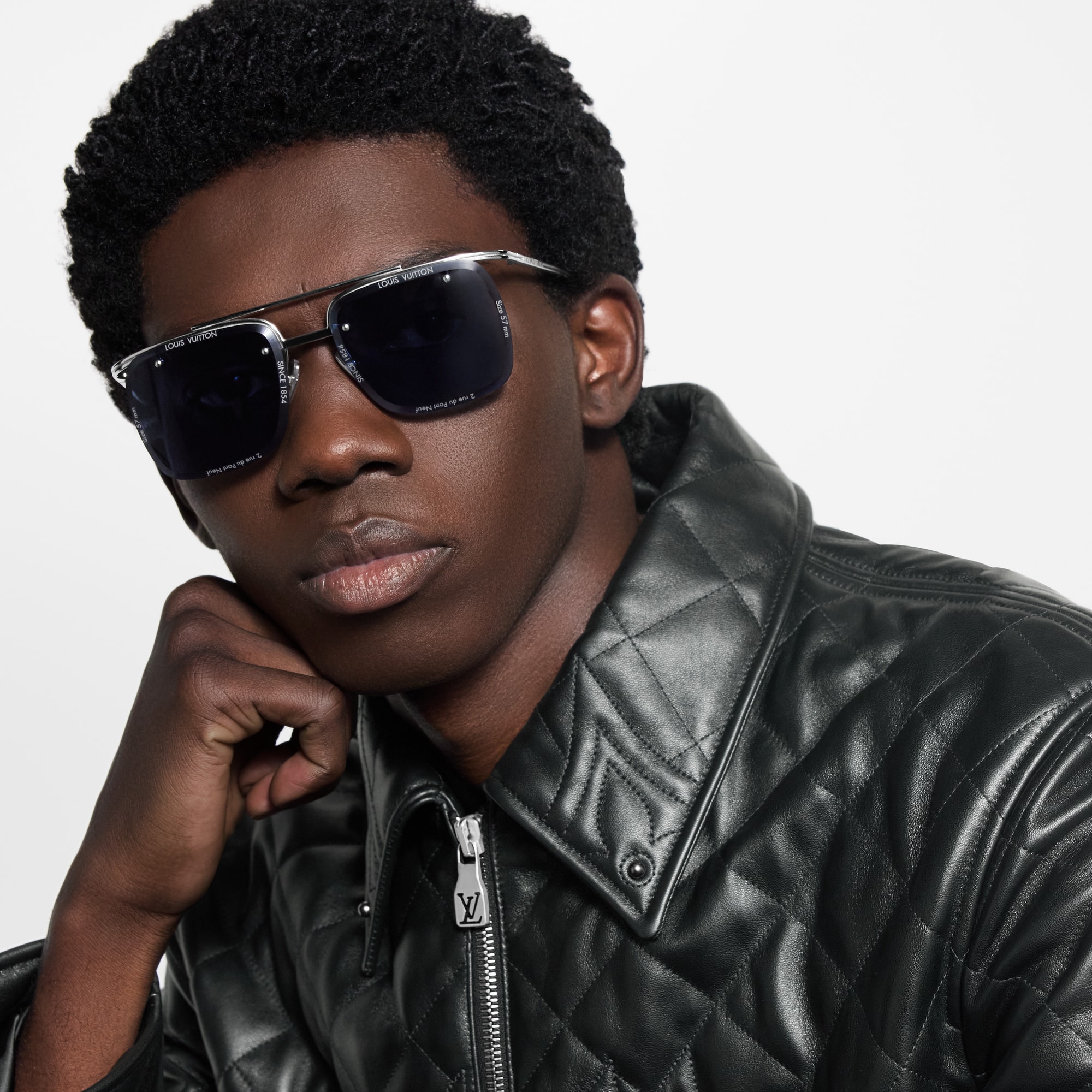 แว่นตากันแดดทรงสี่เหลี่ยมกรอบใหญ่รุ่น LV Super Vision Light . in ผู้ชาย