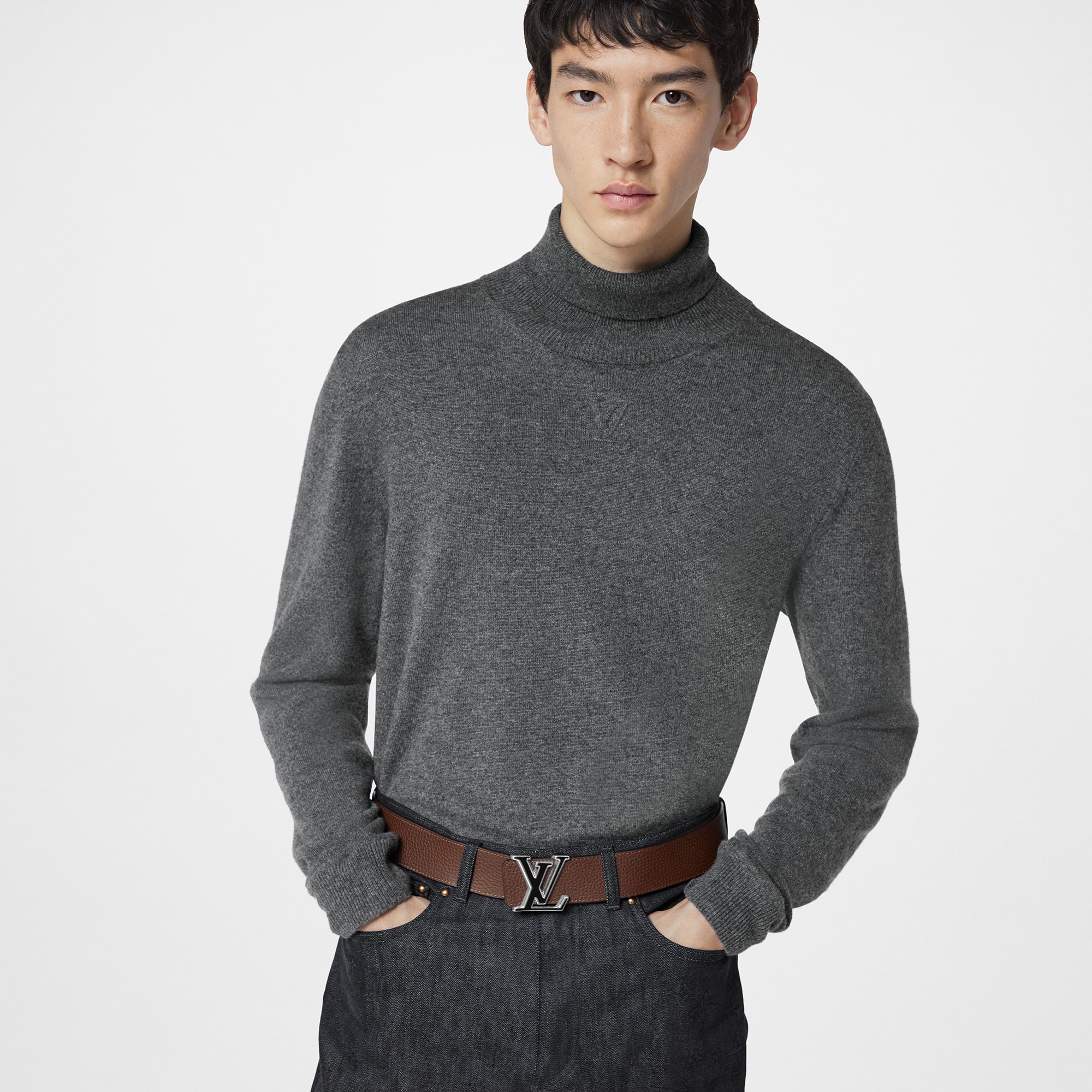 เข็มขัดรุ่น LV Tilt ขนาด 40 มม. ใส่ได้ทั้งสองด้าน หนัง Taurillon in ผู้ชาย