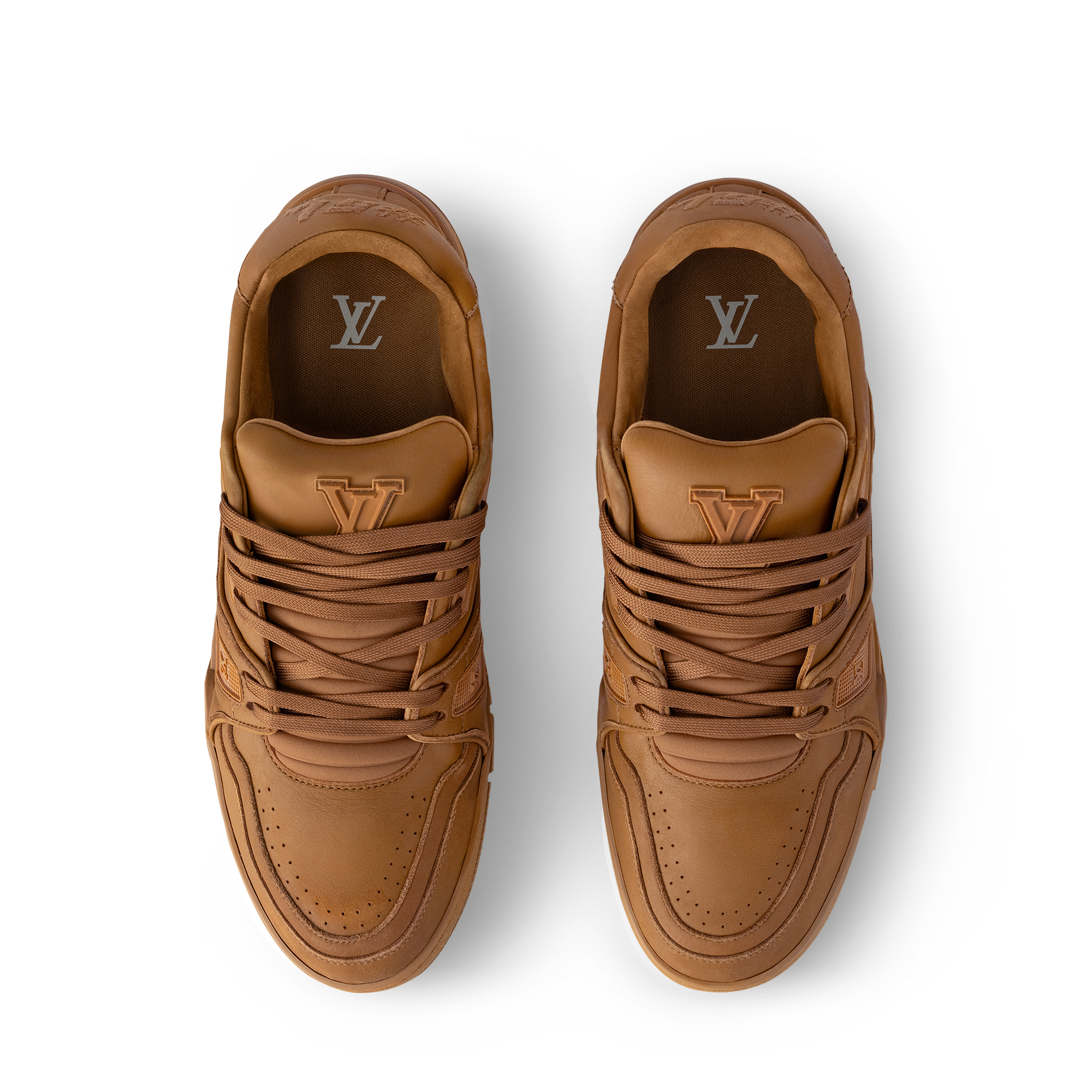 รองเท้าผ้าใบรุ่น LV Trainer Distressed  in ผู้ชาย