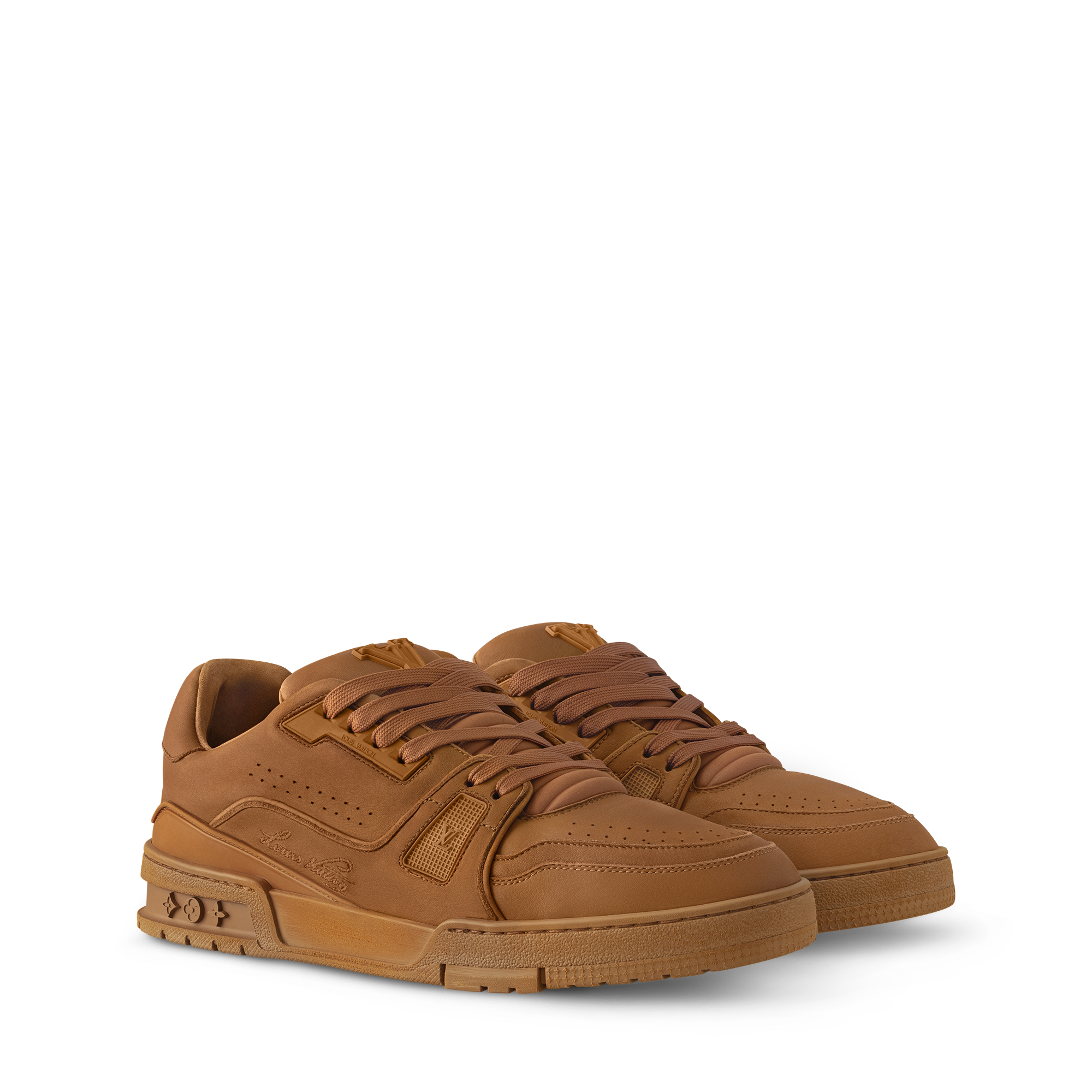 รองเท้าผ้าใบรุ่น LV Trainer Distressed  in ผู้ชาย