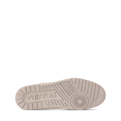 รองเท้าผ้าใบรุ่น LV Trainer Distressed in ผู้ชาย's รองเท้า รองเท้าผ้าใบสำหรับผู้ชาย collections by Louis Vuitton (การย่อ/ขยายผลิตภัณฑ์)