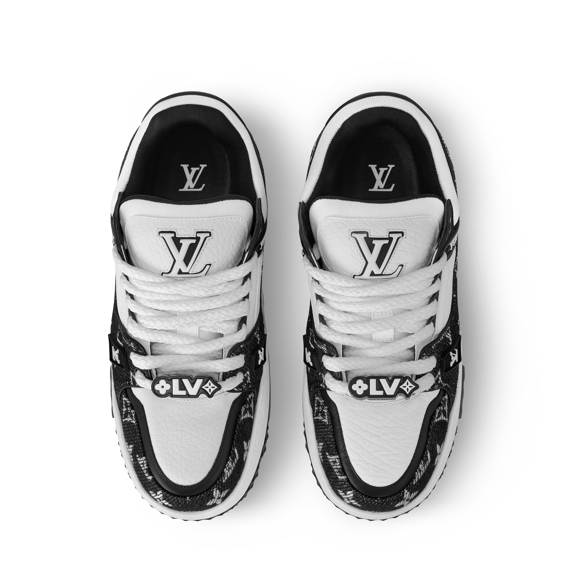 รองเท้าผ้าใบรุ่น LV Trainer Maxi  in ผู้ชาย