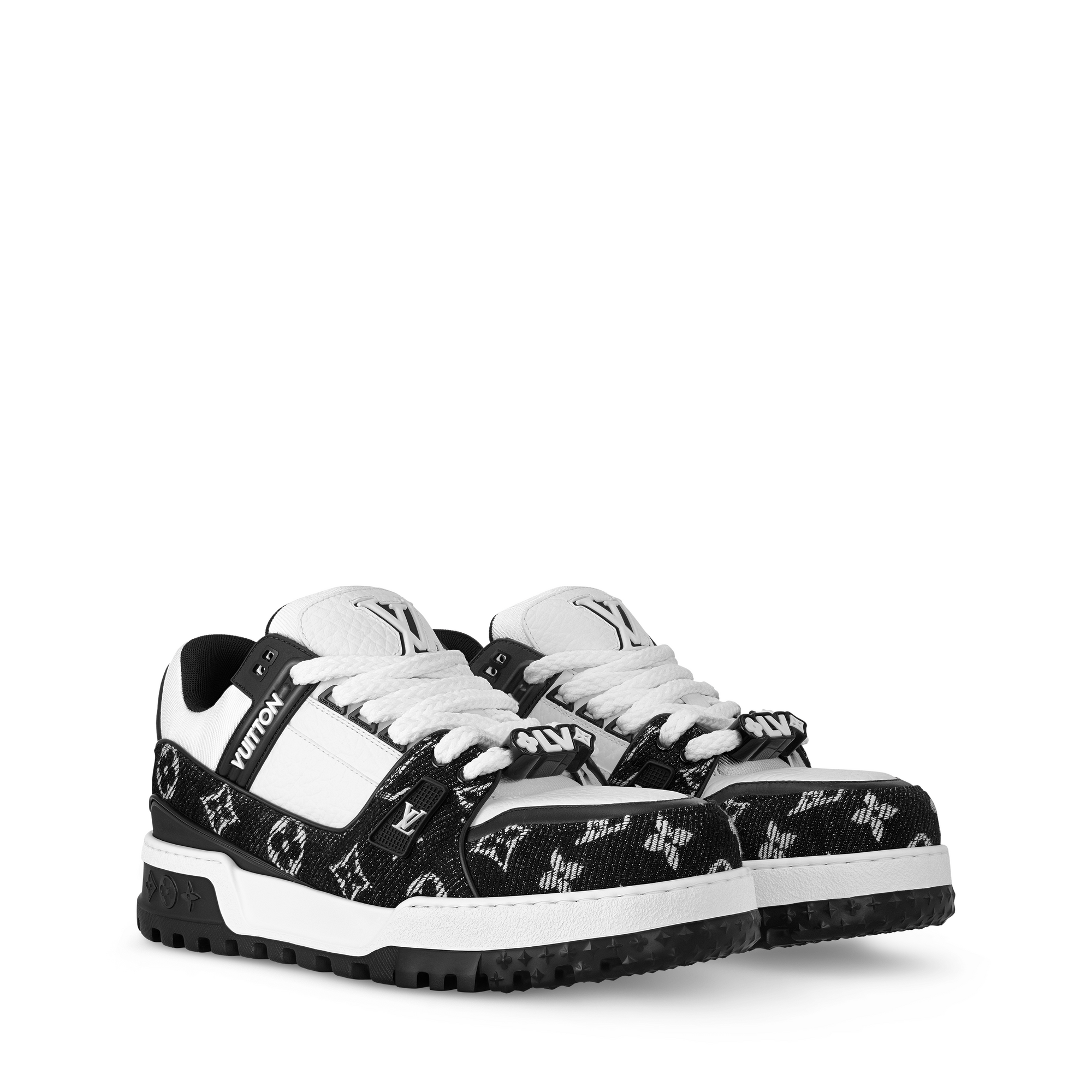 รองเท้าผ้าใบรุ่น LV Trainer Maxi  in ผู้ชาย