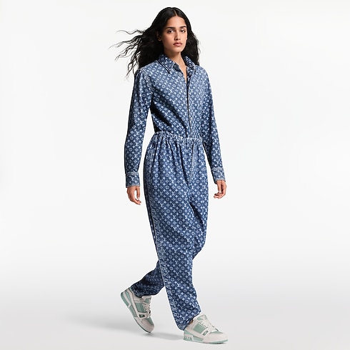 รองเท้าผ้าใบรุ่น LV Trainer in ผู้หญิง's รองเท้า รองเท้าผ้าใบสำหรับผู้หญิง collections by Louis Vuitton (การย่อ/ขยายผลิตภัณฑ์)