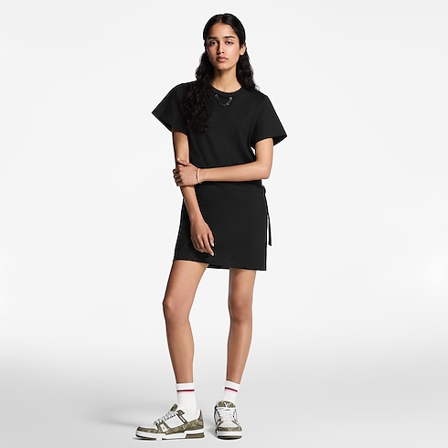 รองเท้าผ้าใบรุ่น LV Trainer in ผู้หญิง's รองเท้า รองเท้าผ้าใบสำหรับผู้หญิง collections by Louis Vuitton (การย่อ/ขยายผลิตภัณฑ์)