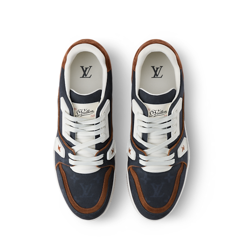 รองเท้าผ้าใบรุ่น LV Trainer interior view