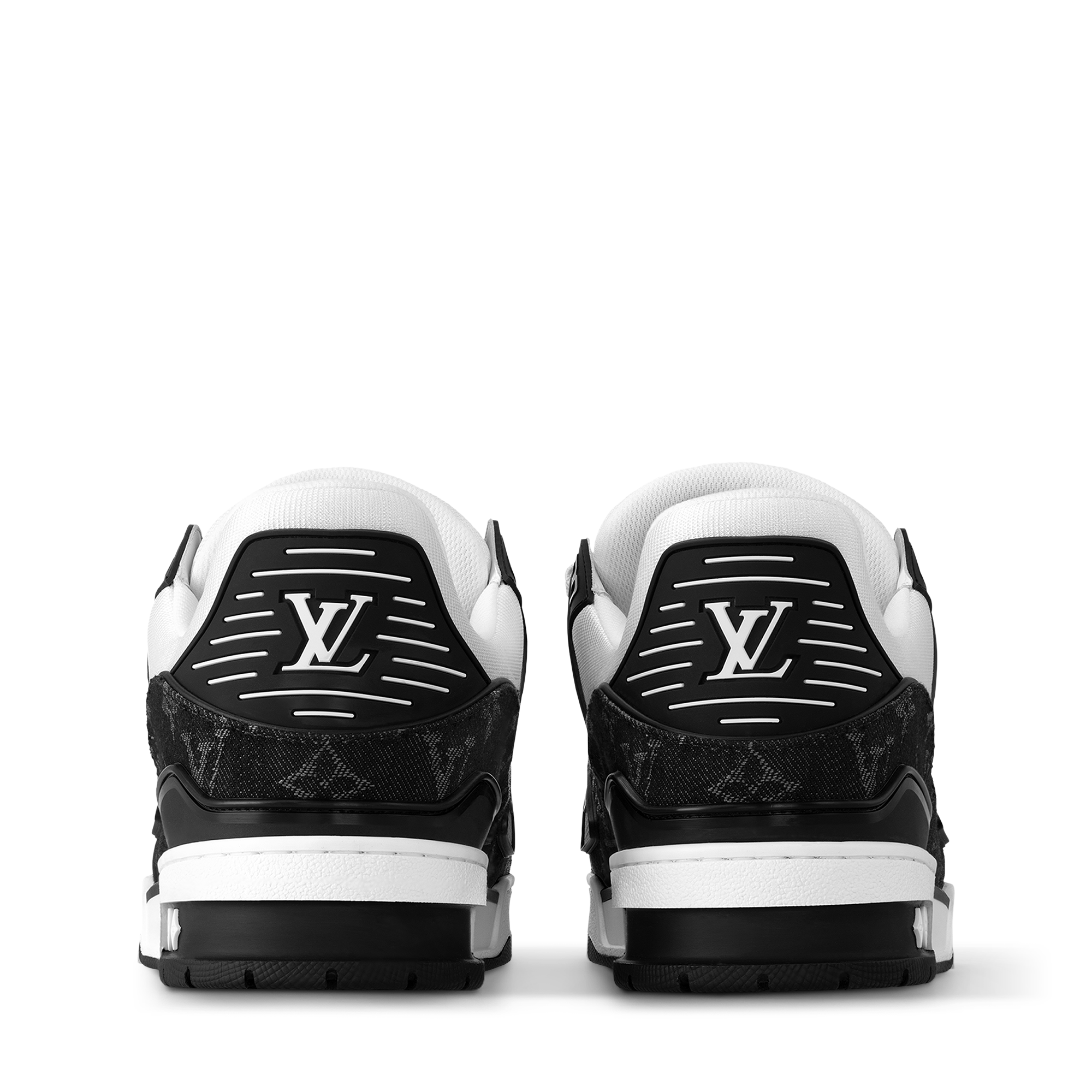 รองเท้าผ้าใบรุ่น LV Trainer  in ผู้ชาย