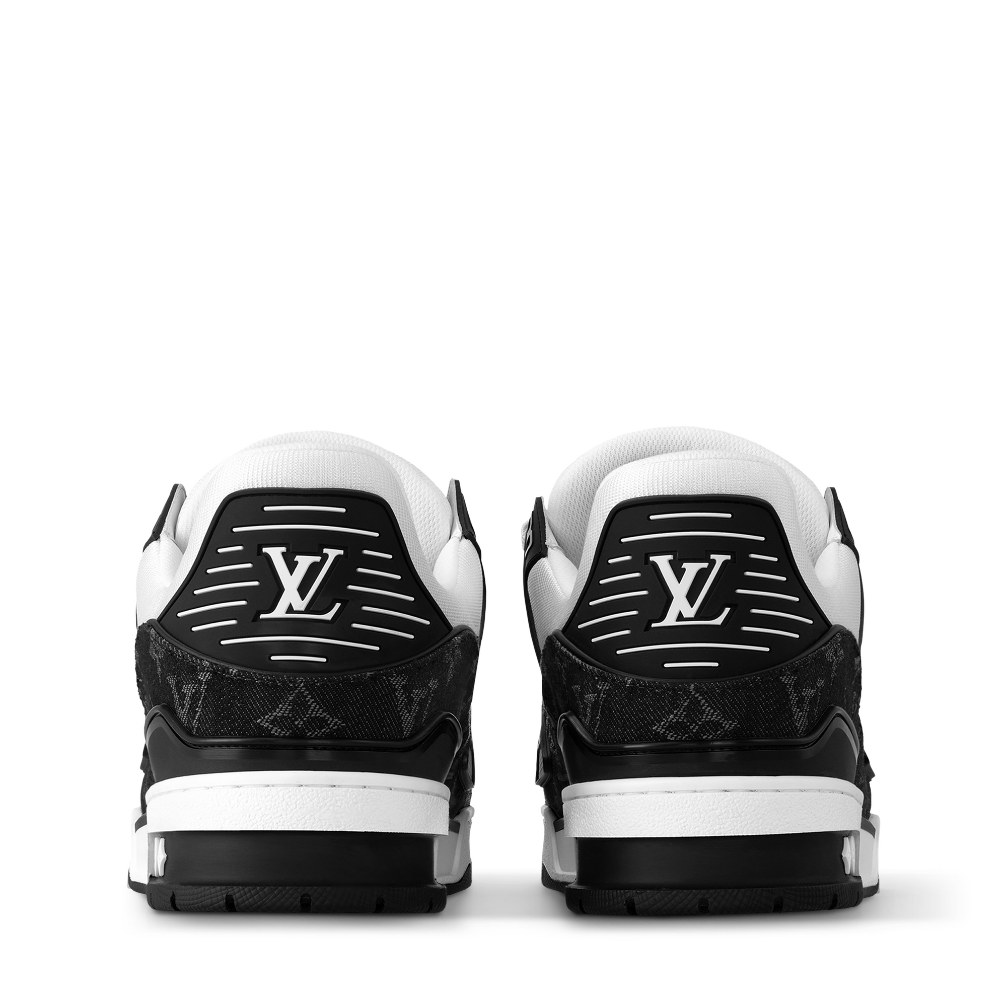 รองเท้าผ้าใบรุ่น LV Trainer  in ผู้ชาย