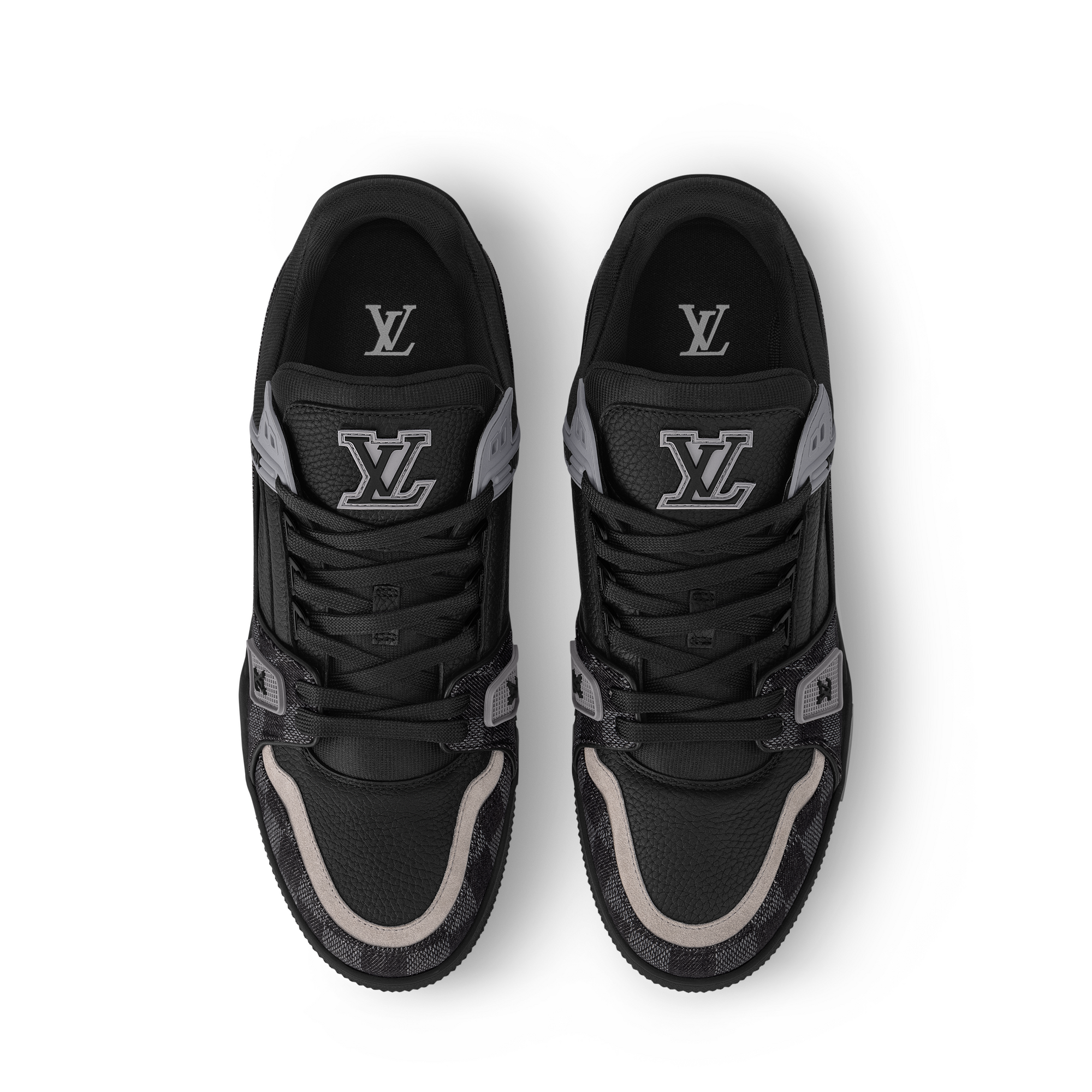 รองเท้าผ้าใบรุ่น LV Trainer  in ผู้ชาย