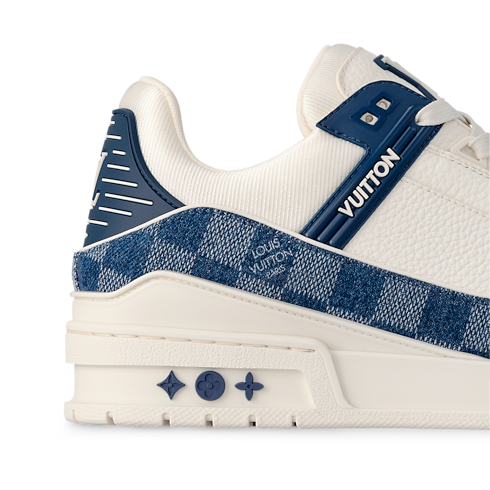 รองเท้าผ้าใบรุ่น LV Trainer in ผู้ชาย's รองเท้า รองเท้าผ้าใบสำหรับผู้ชาย collections by Louis Vuitton (การย่อ/ขยายผลิตภัณฑ์)