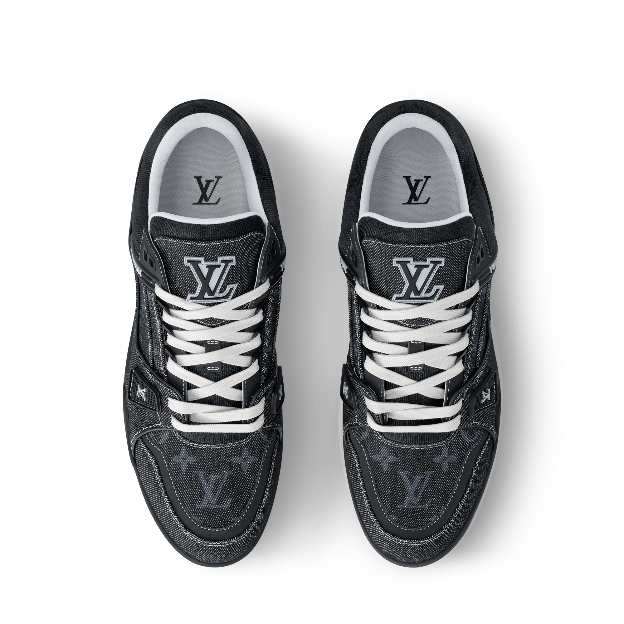 รองเท้าผ้าใบรุ่น LV Trainer  in ผู้ชาย