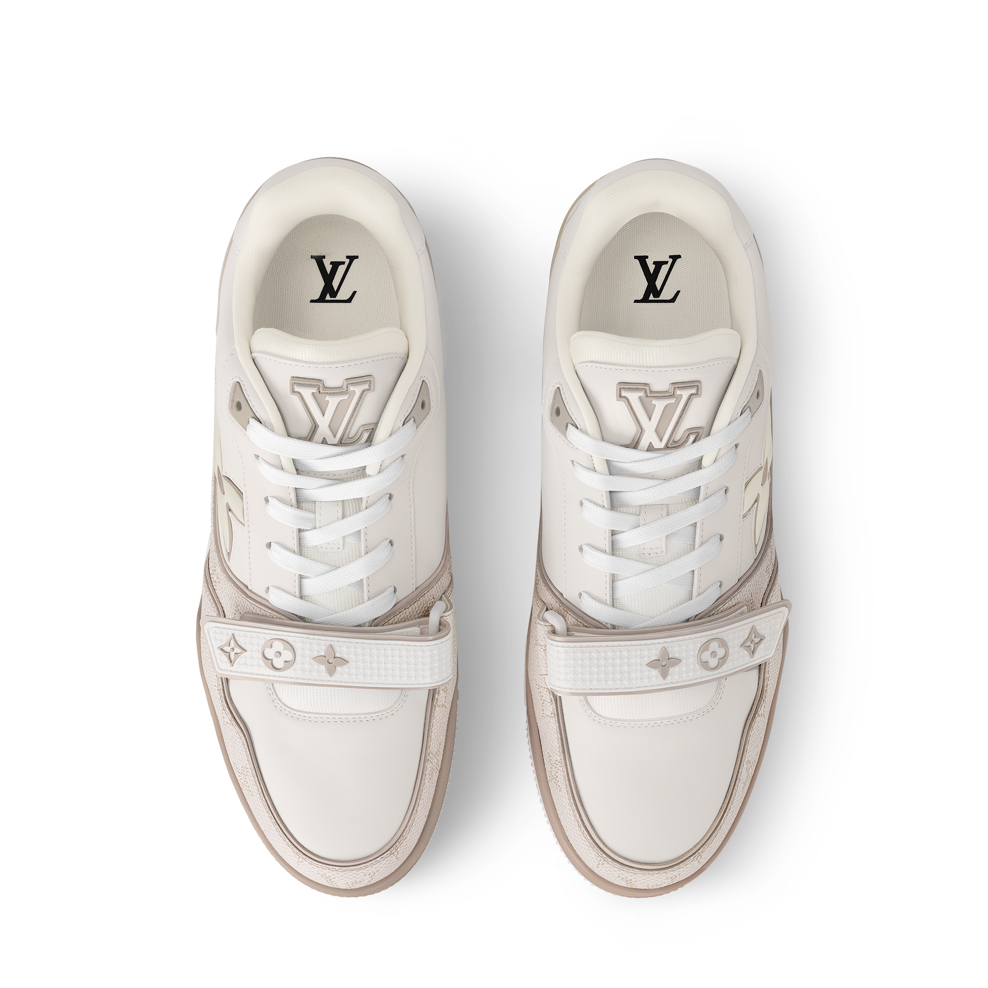 รองเท้าผ้าใบรุ่น LV Trainer  in ผู้ชาย