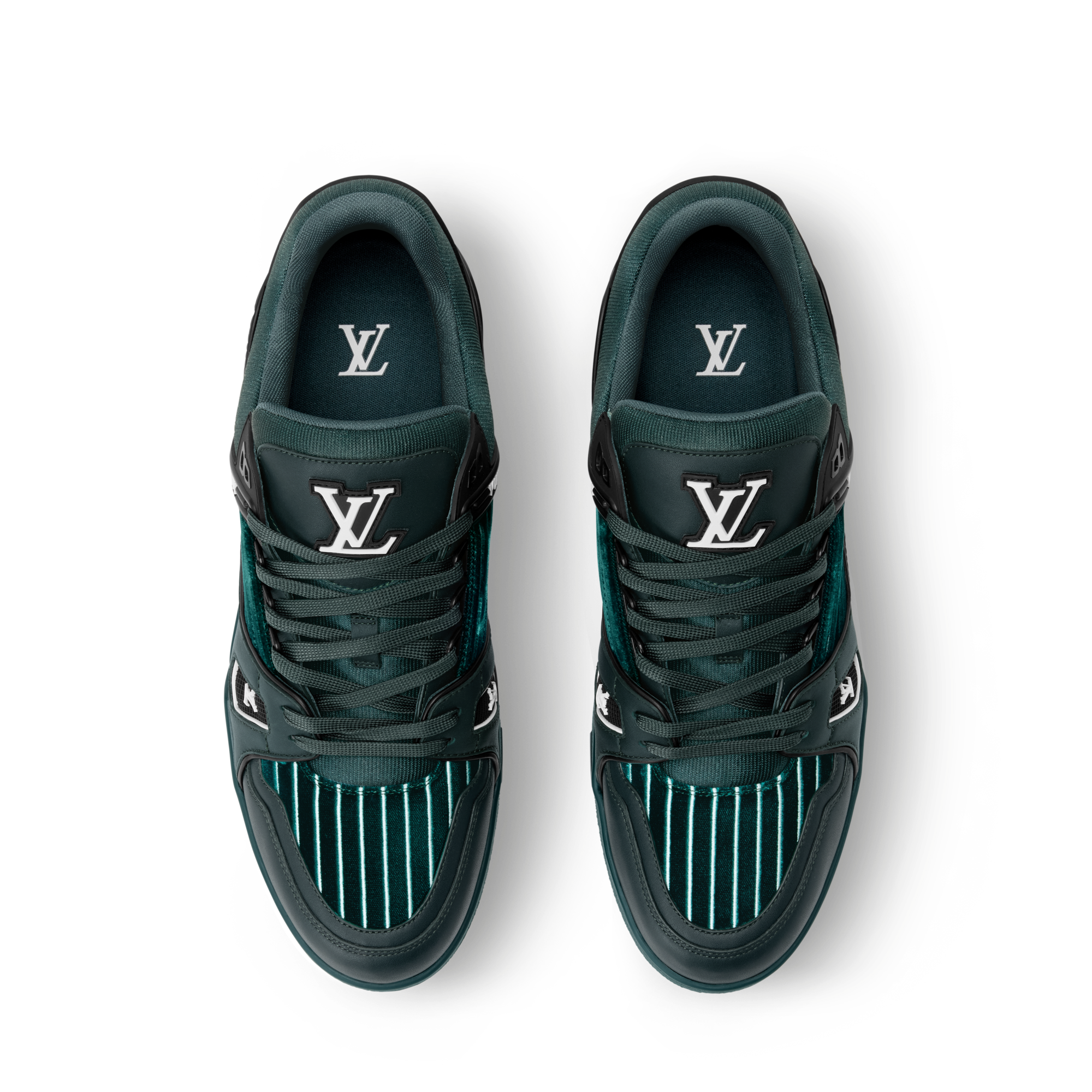 รองเท้าผ้าใบรุ่น LV Trainer  in ผู้ชาย