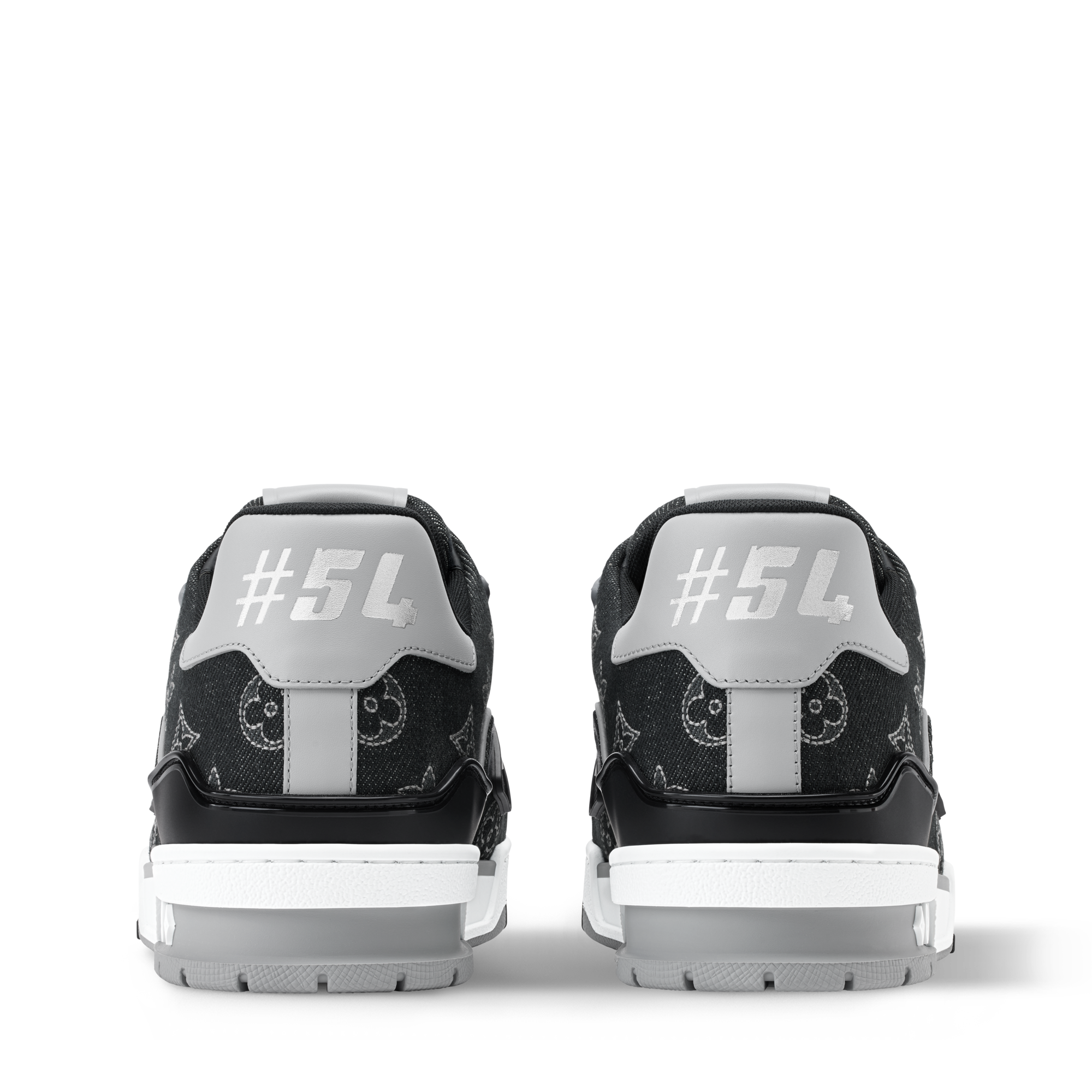 รองเท้าผ้าใบรุ่น LV Trainer  in ผู้ชาย