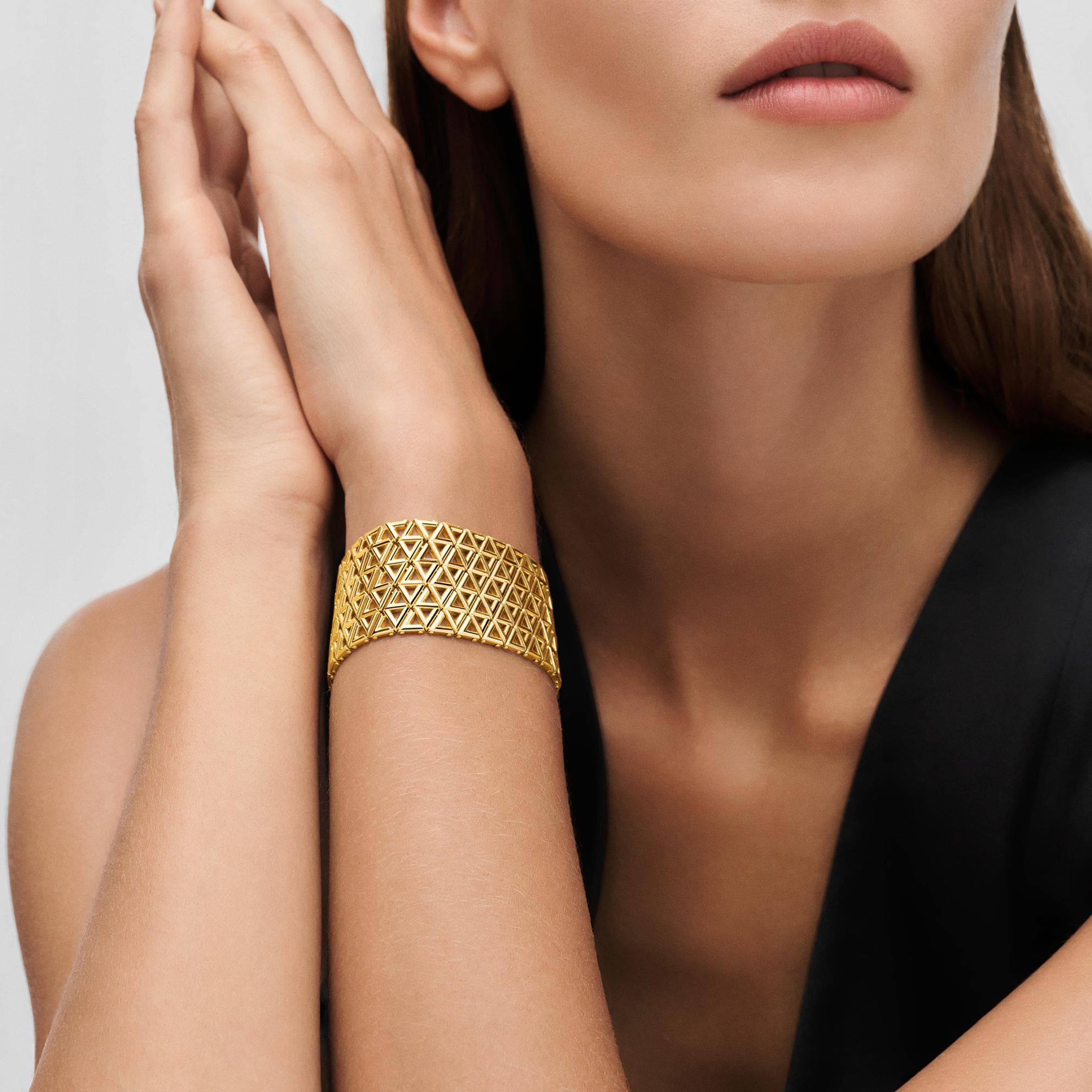 กำไลข้อมือ LV Volt Mesh, เยลโลว์โกลด์  in จิวเวลรี่