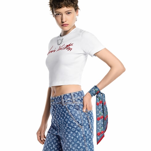 LV x TM - ผ้า Bandeau รุ่น Denim Cerise . in ผู้หญิง's แอคเซสเซอรี่ ผ้าโพกหัวสำหรับผู้หญิง collections by Louis Vuitton (การย่อ/ขยายผลิตภัณฑ์)