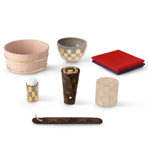 ทรังก์รุ่น Malle Cérémonie Matcha Monogram in ทรังก์ การเดินทาง และ บ้าน's ทรังก์และกล่อง ทรังก์พิเศษ collections by Louis Vuitton (การย่อ/ขยายผลิตภัณฑ์)