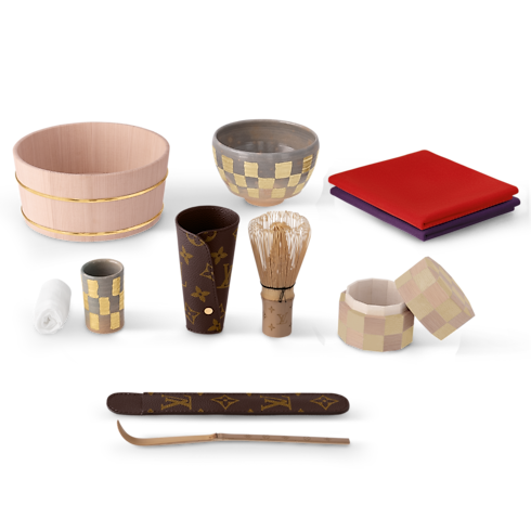 ทรังก์รุ่น Malle Cérémonie Matcha Monogram in ทรังก์ การเดินทาง และ บ้าน's ทรังก์และกล่อง ทรังก์พิเศษ collections by Louis Vuitton (การย่อ/ขยายผลิตภัณฑ์)
